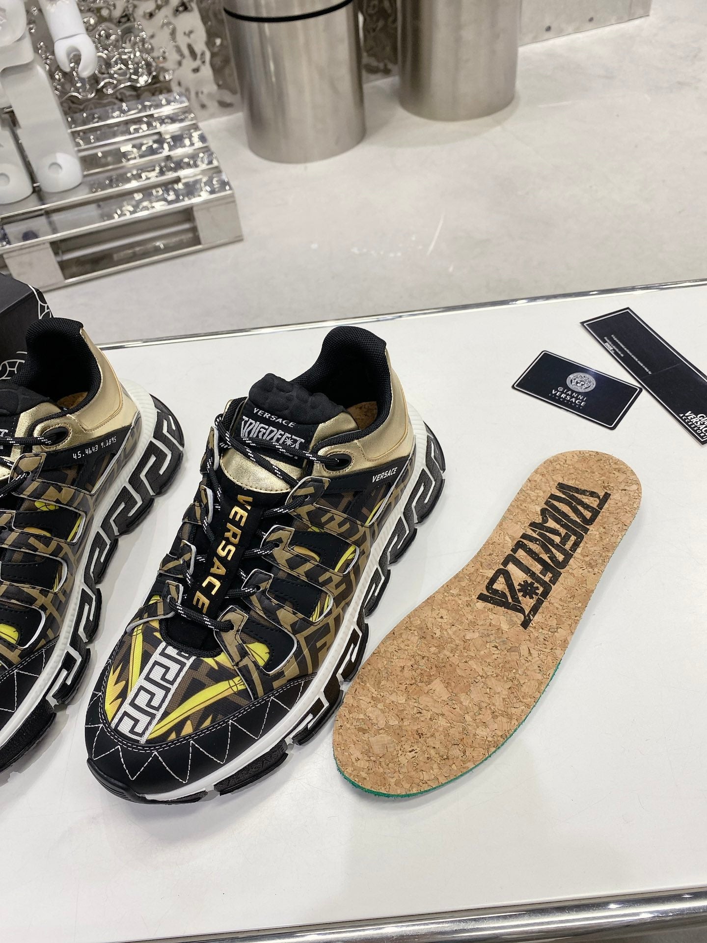 LuxluxHouse Best Quality Shoes Versace