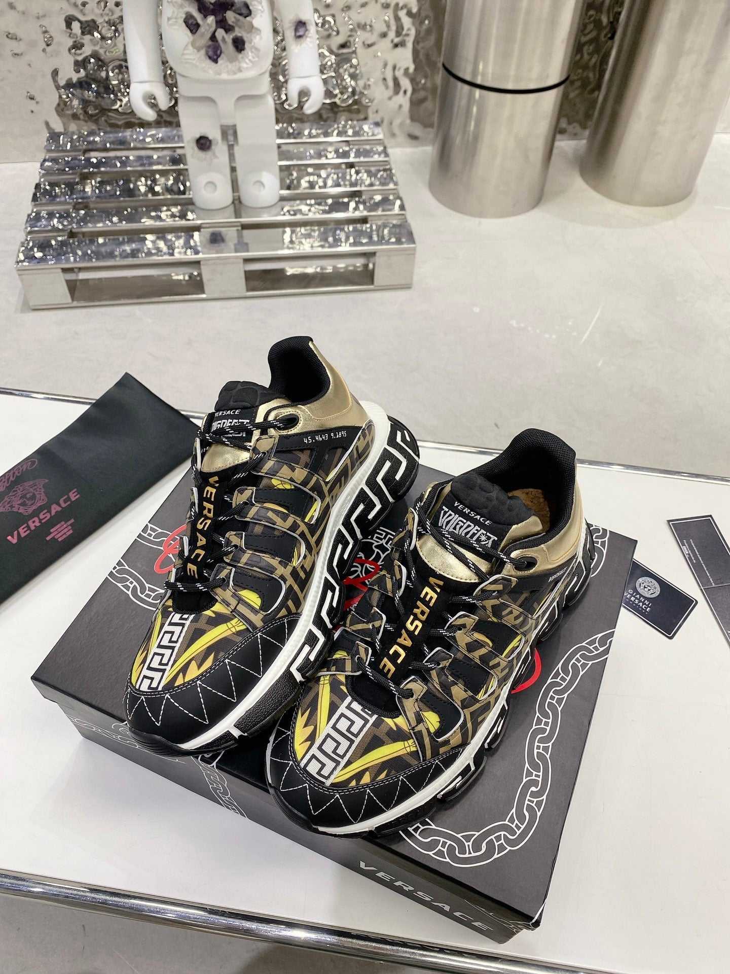 LuxluxHouse Best Quality Shoes Versace