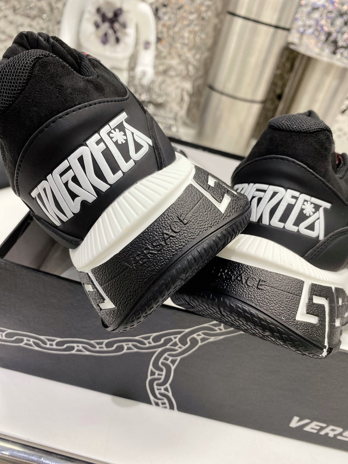 LuxluxHouse Best Quality Shoes Versace