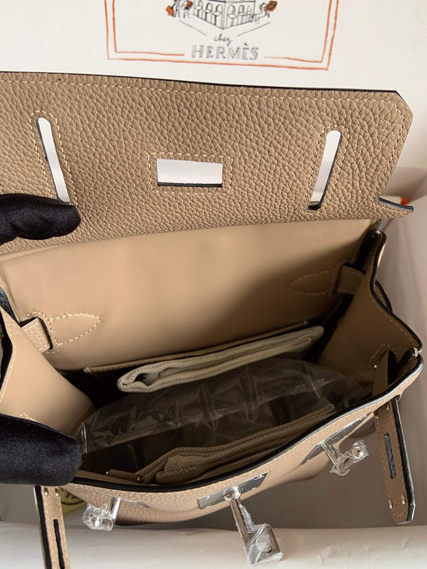 LuxluxHouse Best Quality Bags Women Men Hermes