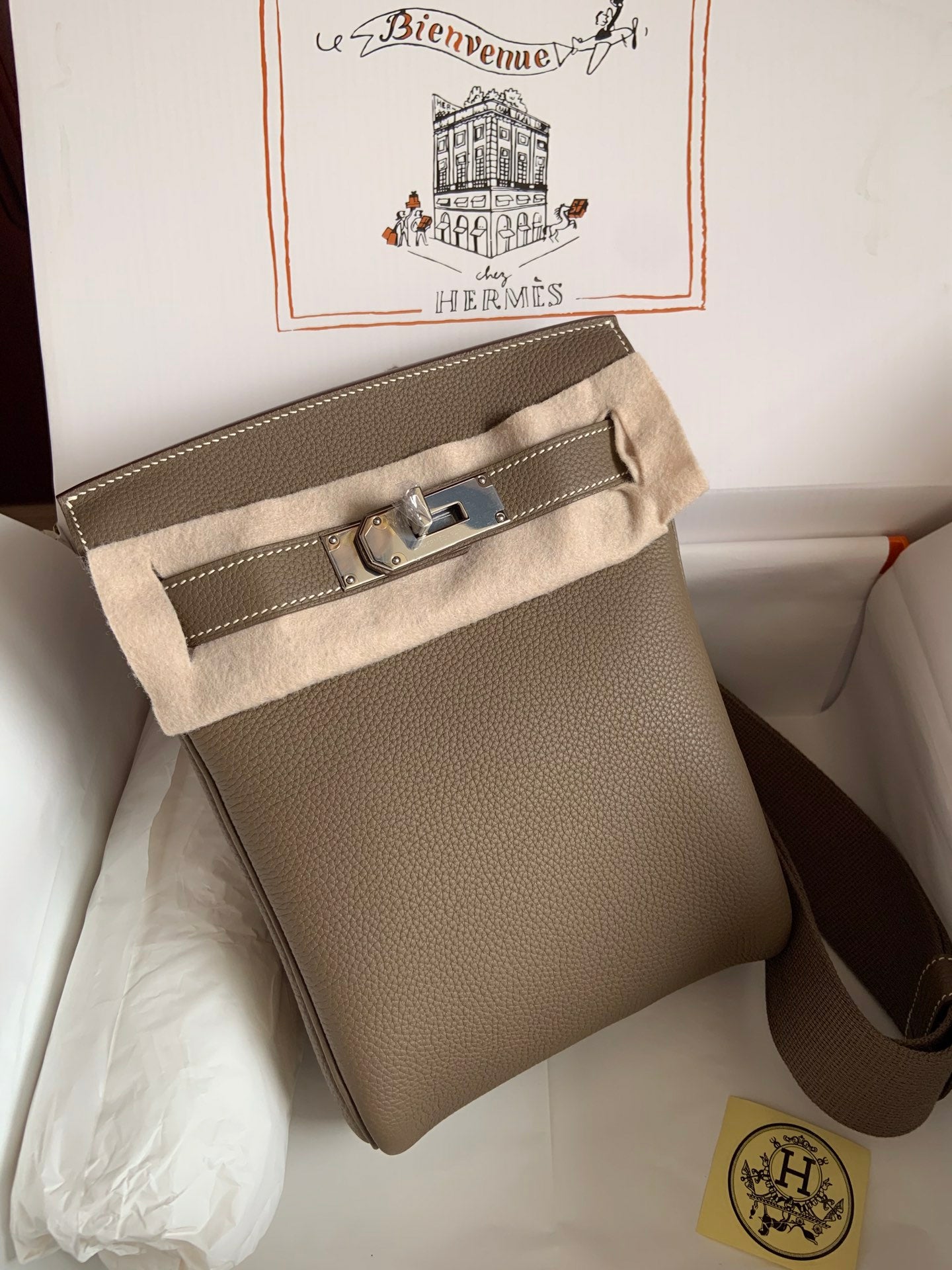 LuxluxHouse Best Quality Bags Women Men Hermes