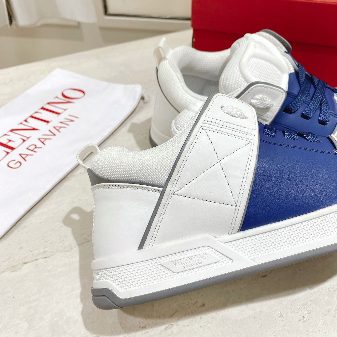 LuxluxHouse Best Quality Shoes Valentino