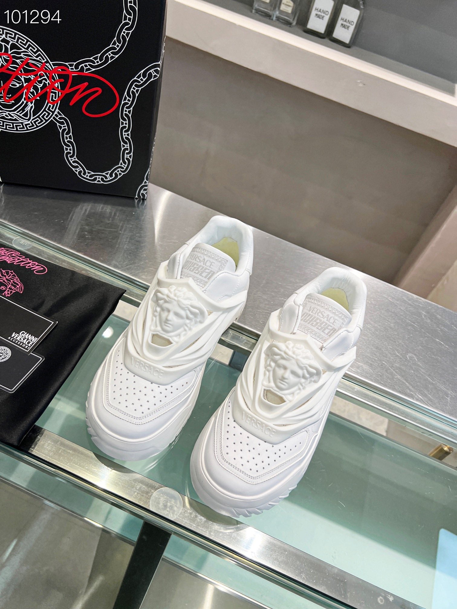 LuxluxHouse Best Quality Shoes Versace