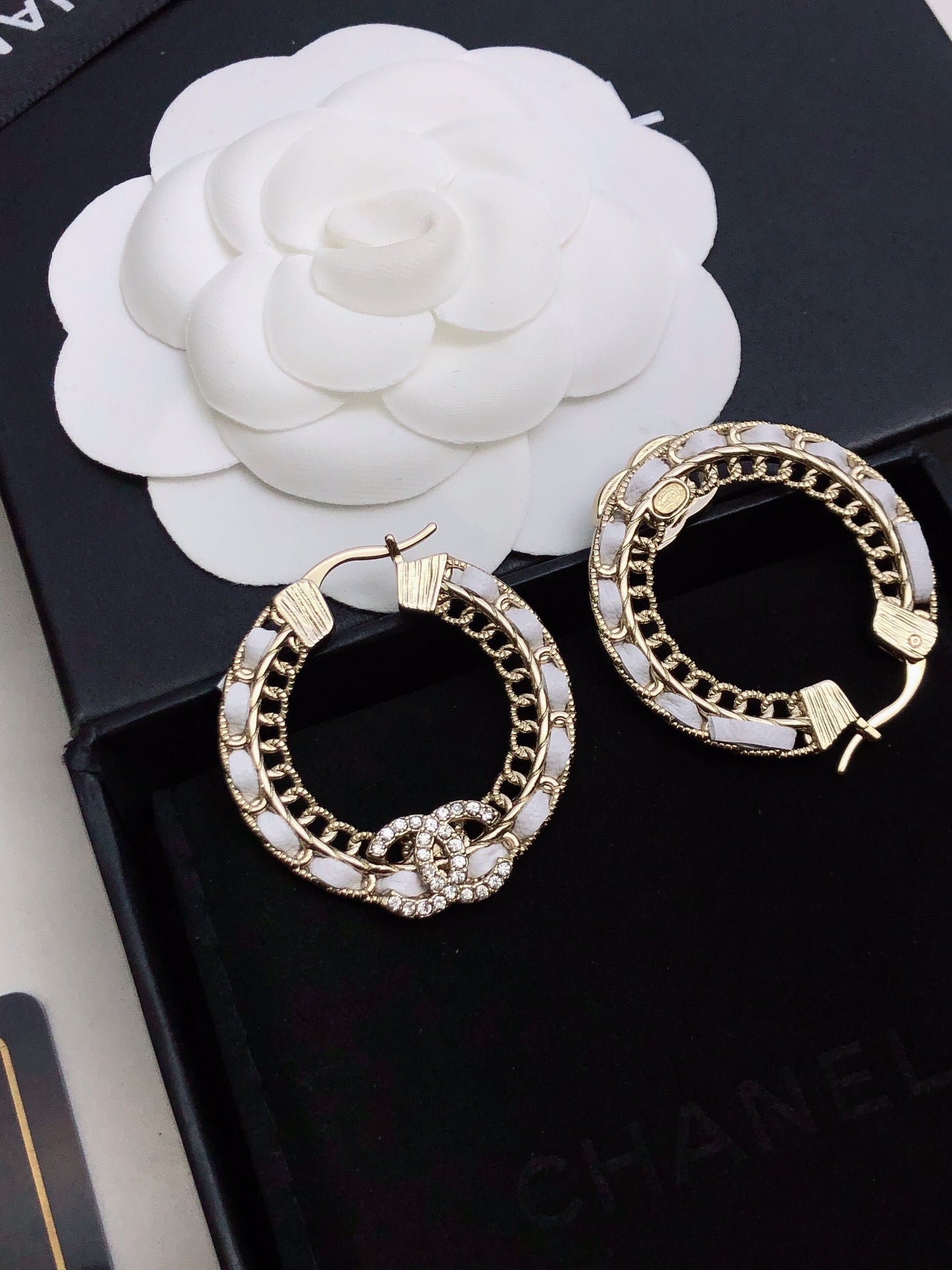 LuxluxHouse Best Quality Accessories Chanel