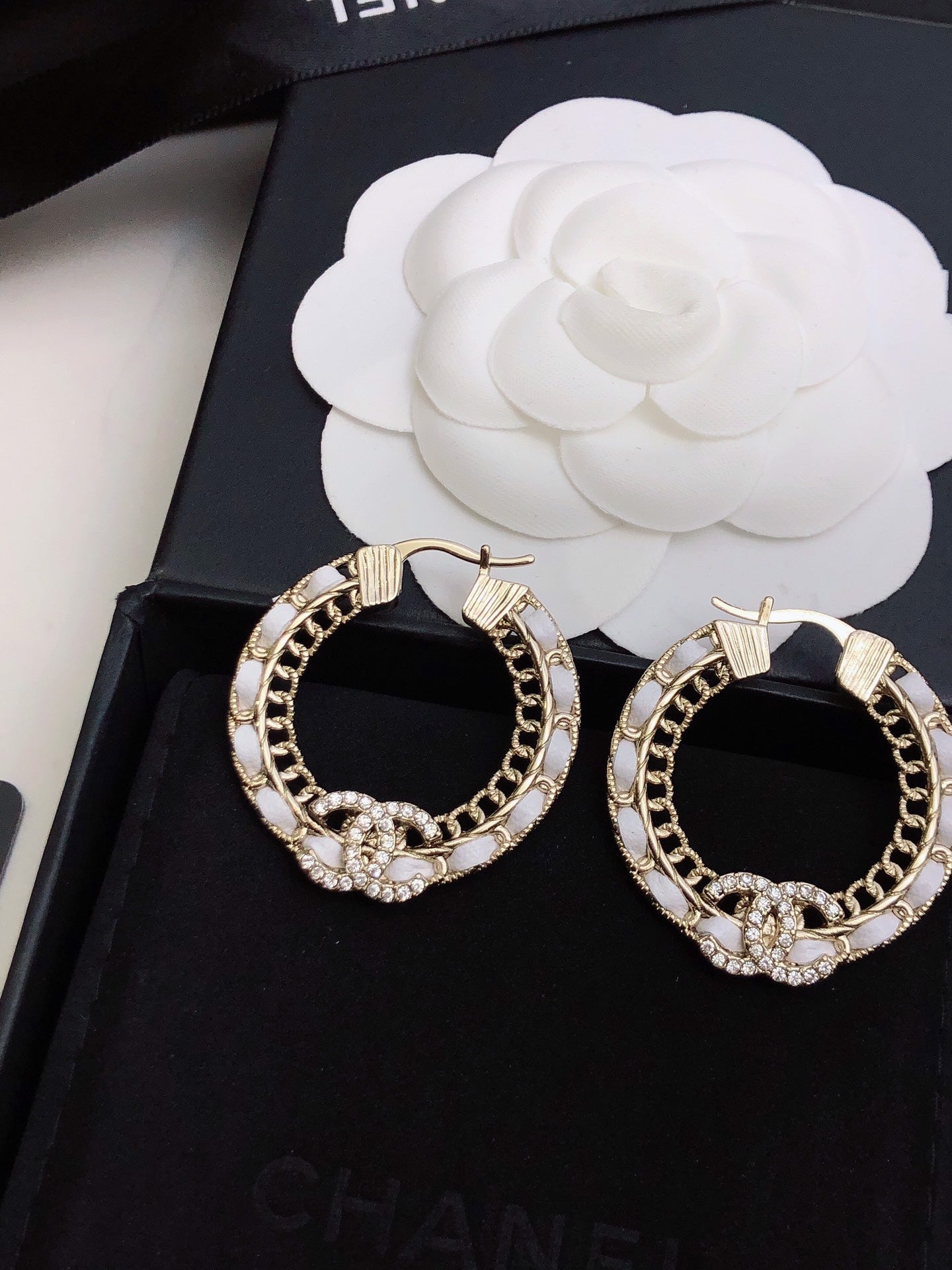 LuxluxHouse Best Quality Accessories Chanel