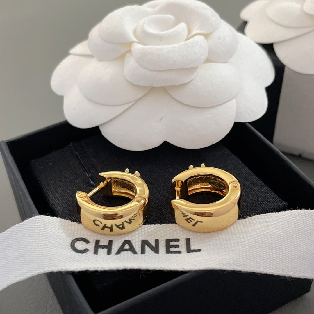 LuxluxHouse Best Quality Accessories Chanel