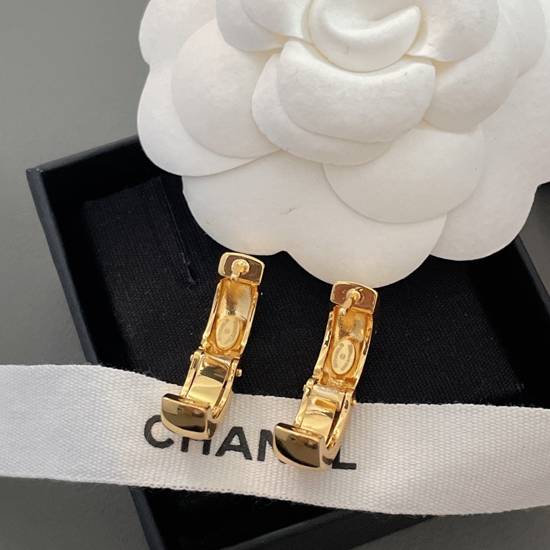 LuxluxHouse Best Quality Accessories Chanel