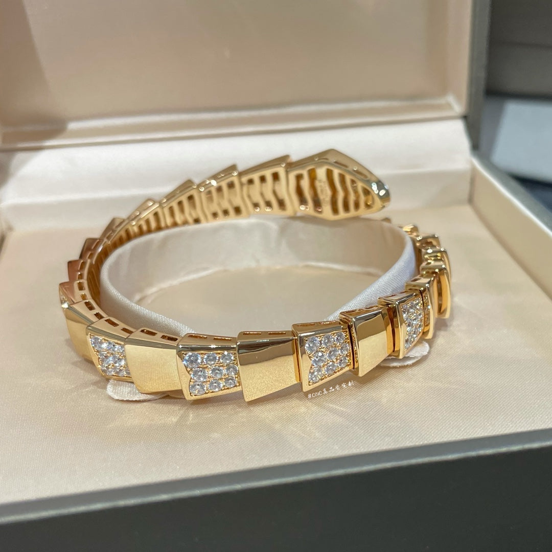 LuxluxHouse Best Quality Accessories Bracelet Bvlgari