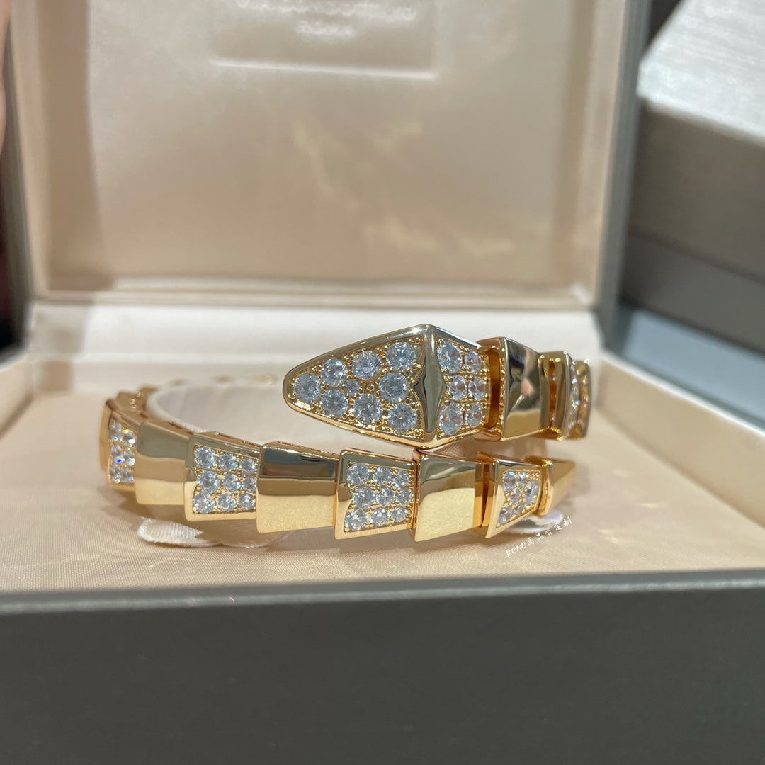 LuxluxHouse Best Quality Accessories Bracelet Bvlgari