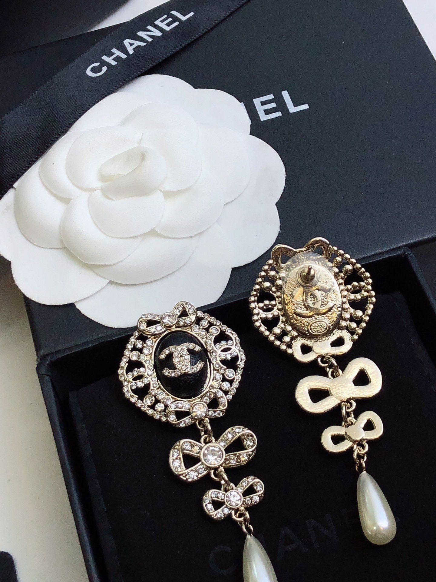 LuxluxHouse Best Quality Accessories Chanel