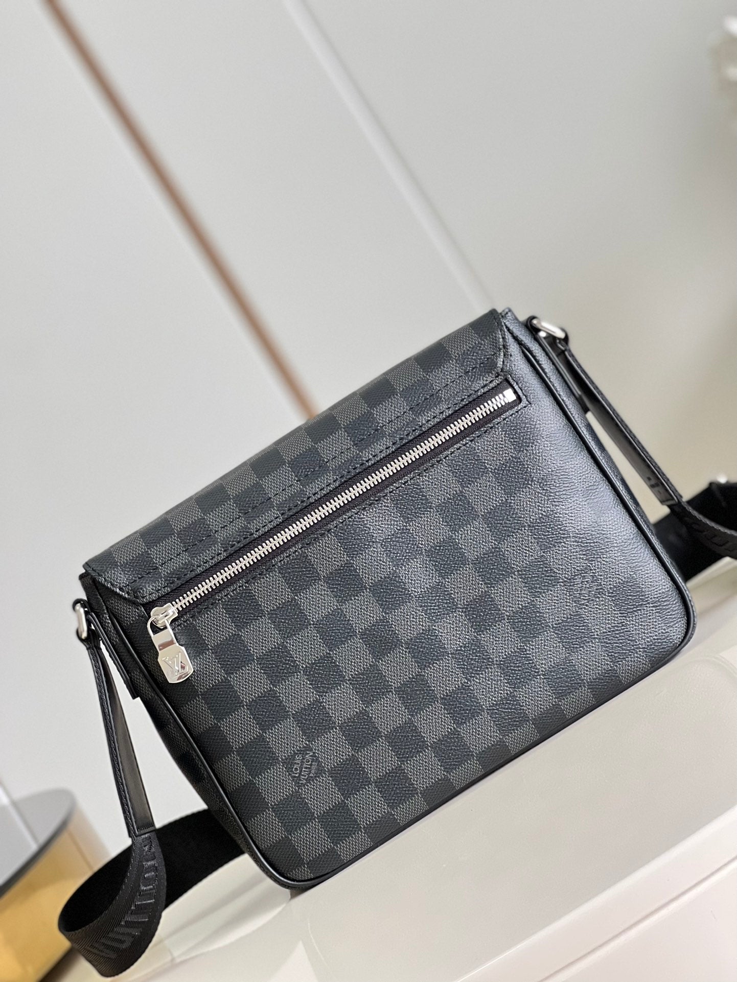 LuxluxHouse Best Quality Bags Louis Vuitton Men
