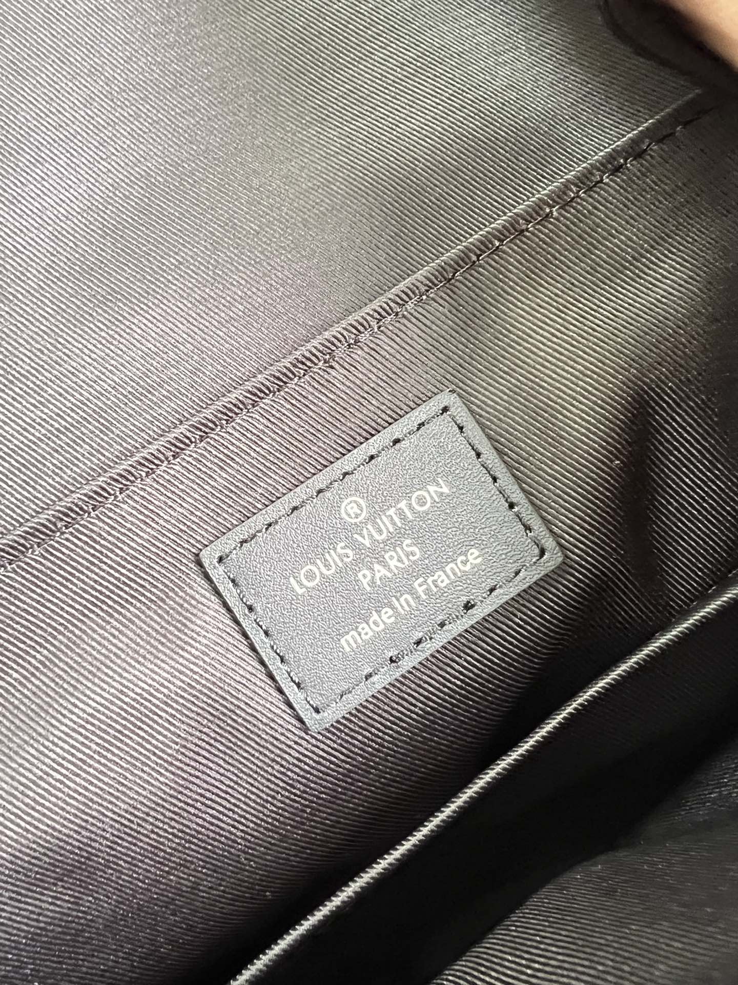 LuxluxHouse Best Quality Bags Louis Vuitton Men