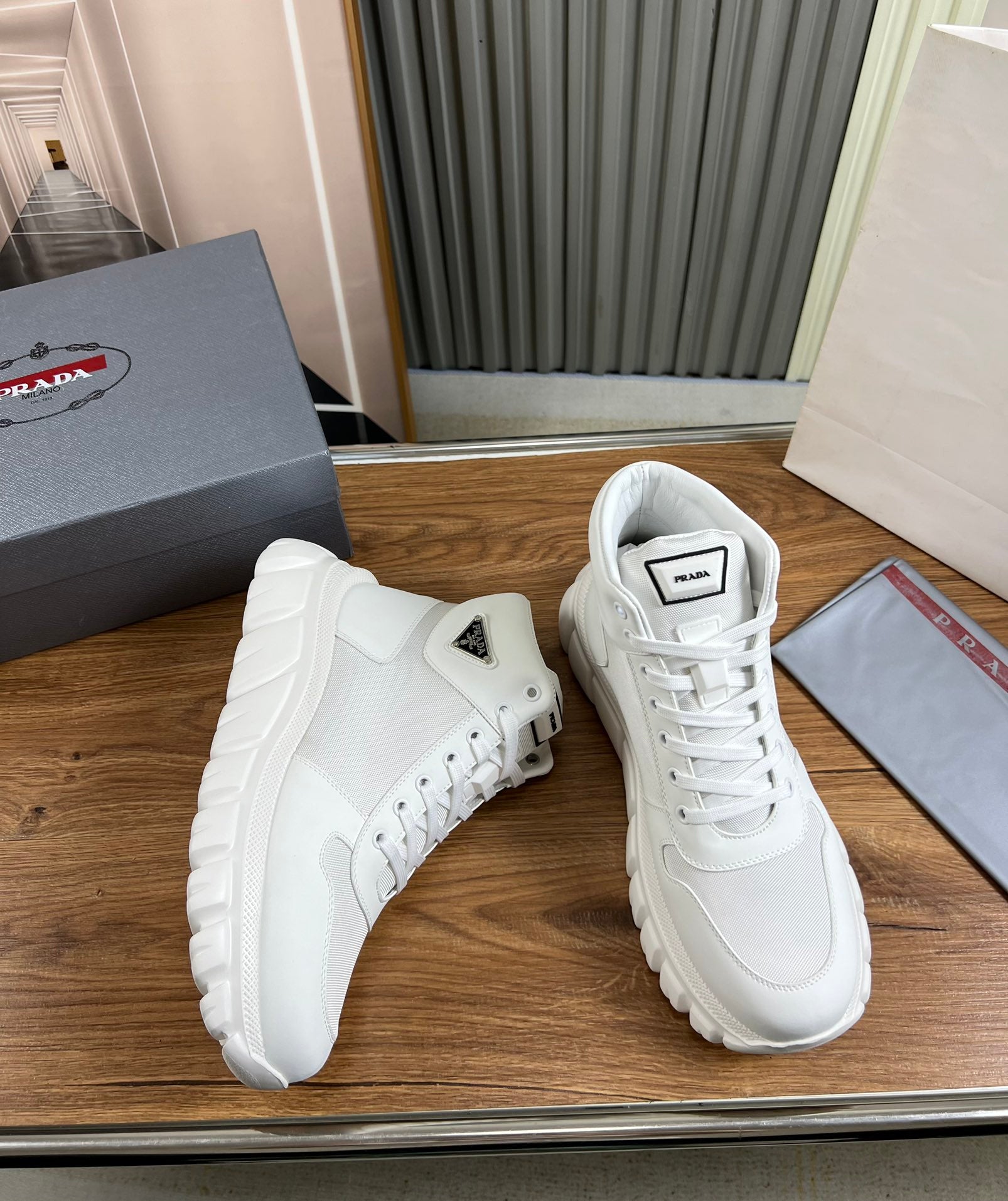 LuxluxHouse Best Quality Shoes Prada