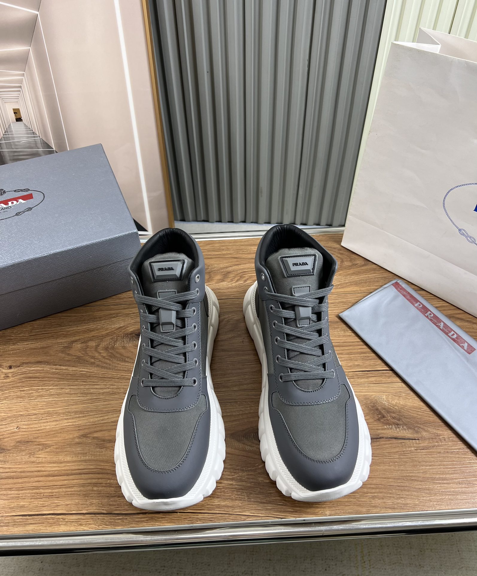LuxluxHouse Best Quality Shoes Prada