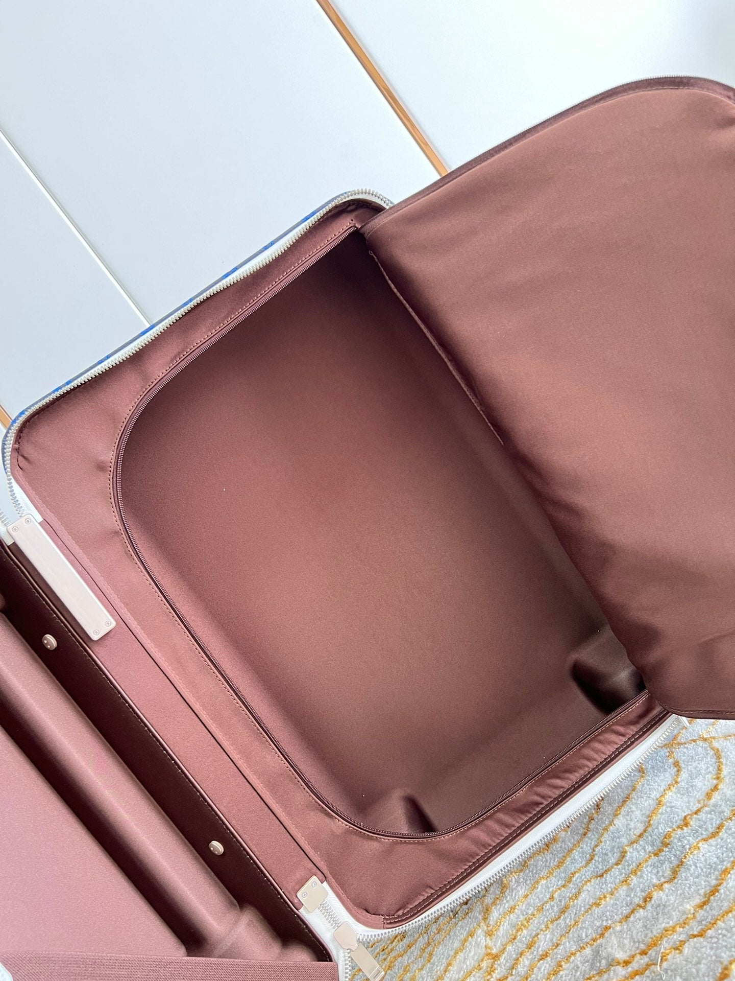 LuxluxHouse Best Quality Bags Luggage