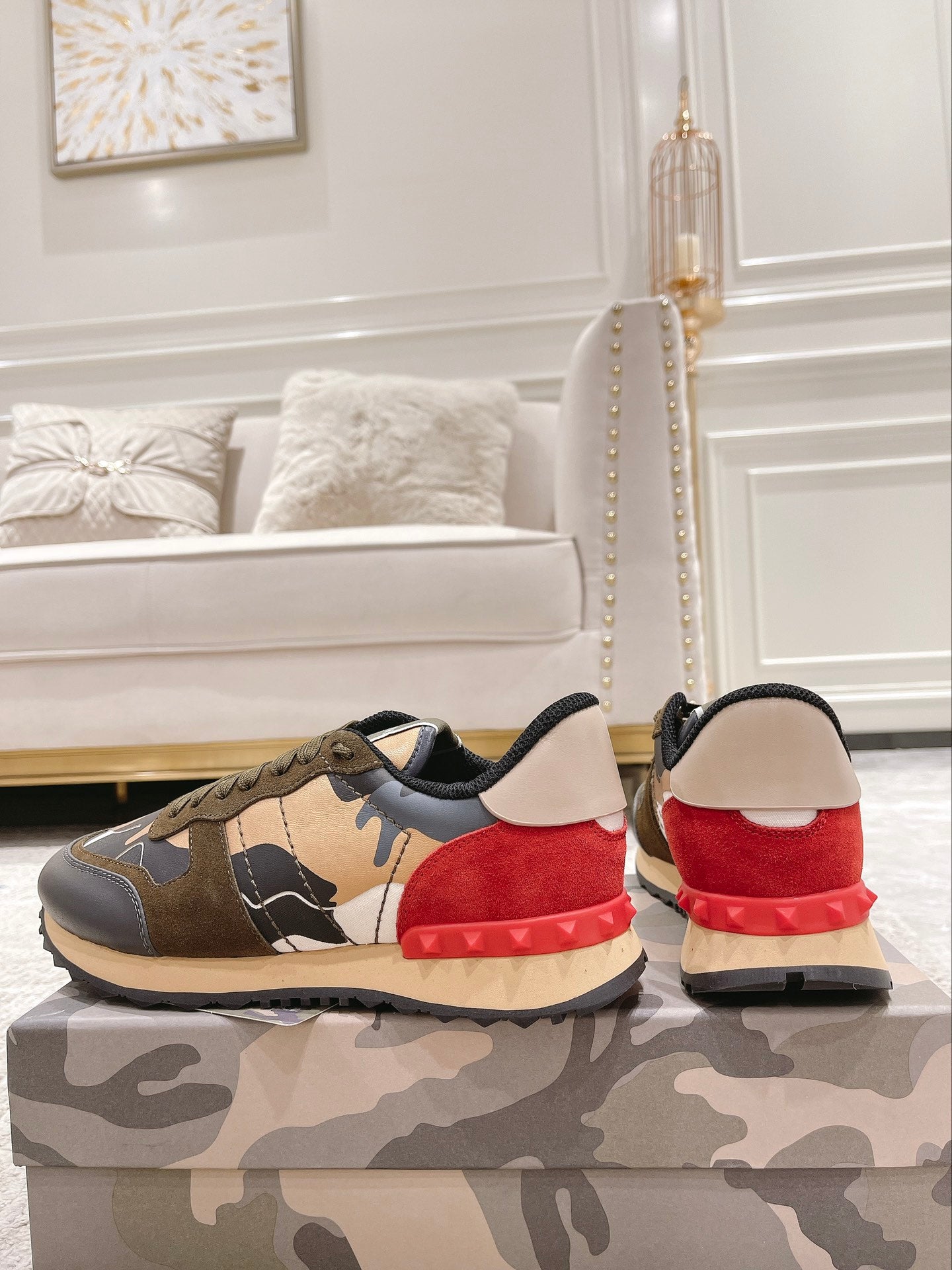 LuxluxHouse Best Quality Shoes Valentino