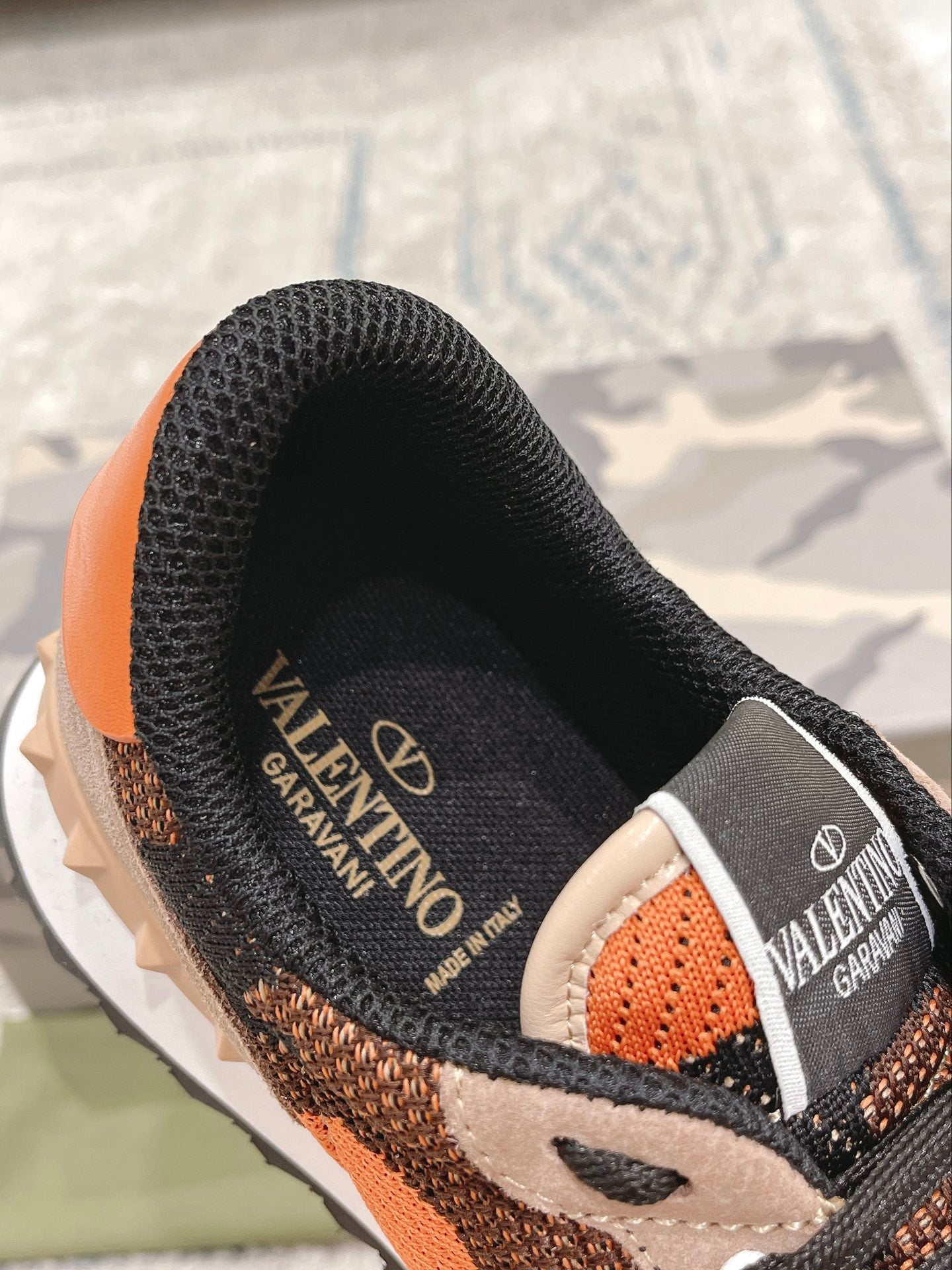 LuxluxHouse Best Quality Shoes Valentino