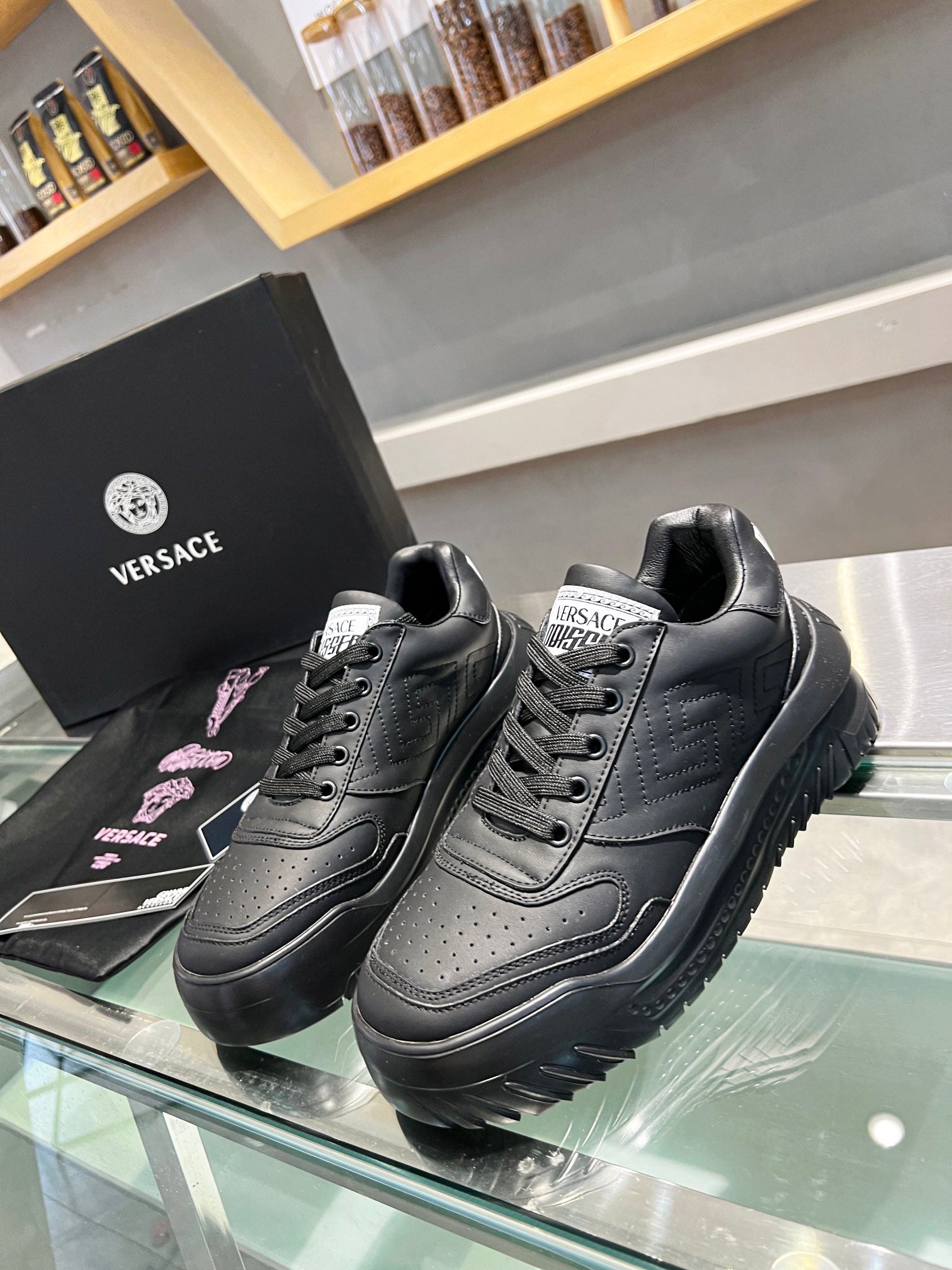 LuxluxHouse Best Quality Shoes Versace