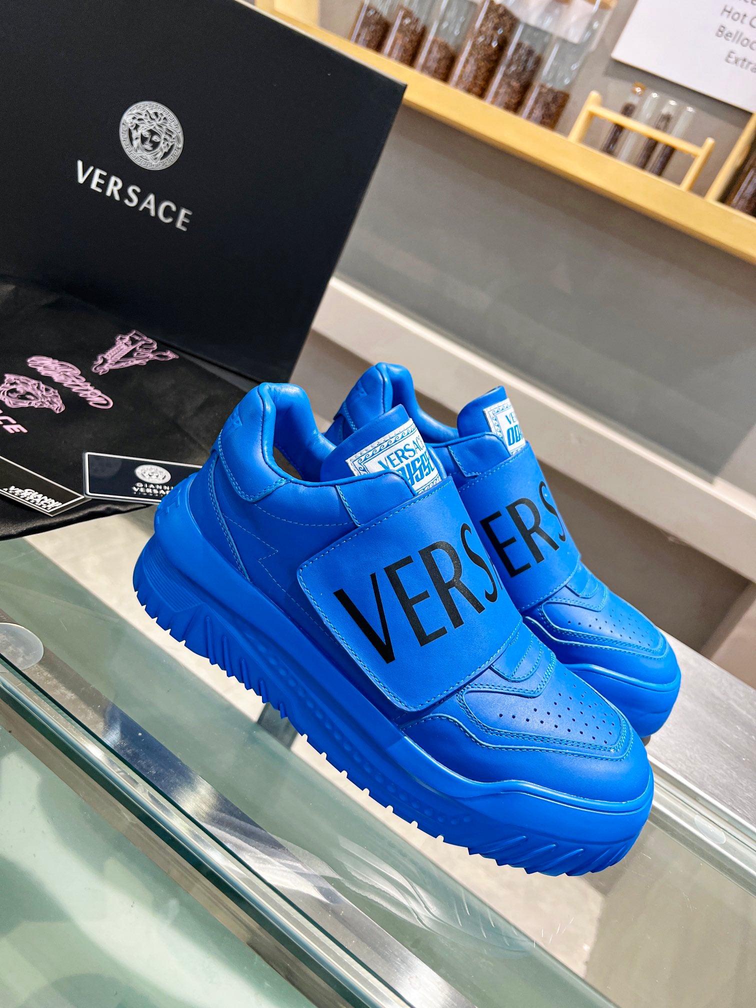 LuxluxHouse Best Quality Shoes Versace