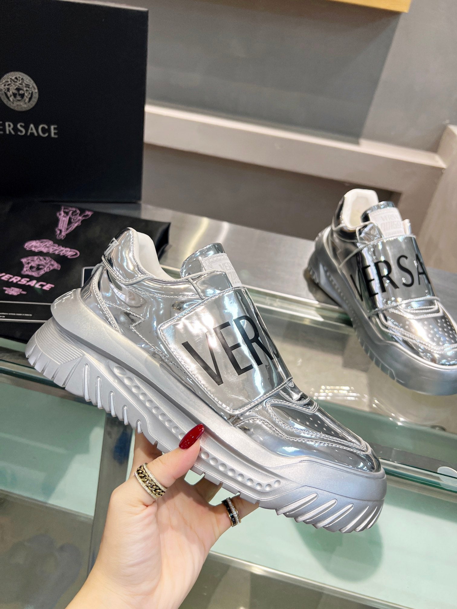 LuxluxHouse Best Quality Shoes Versace