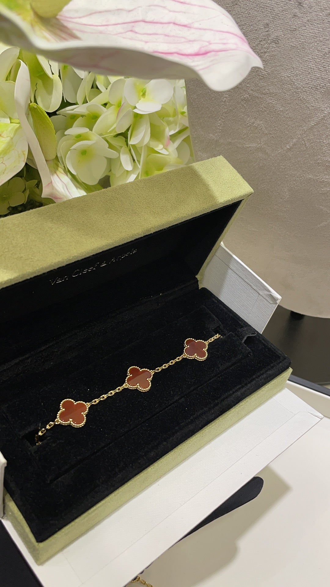 LuxluxHouse Best Quality Accessories Van Cleef & Arpels