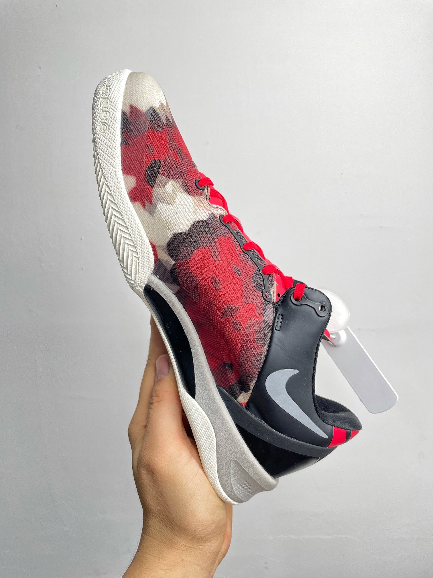 Max/WKB Batch-Nike Kobe 8 Protro “Milk Snake”