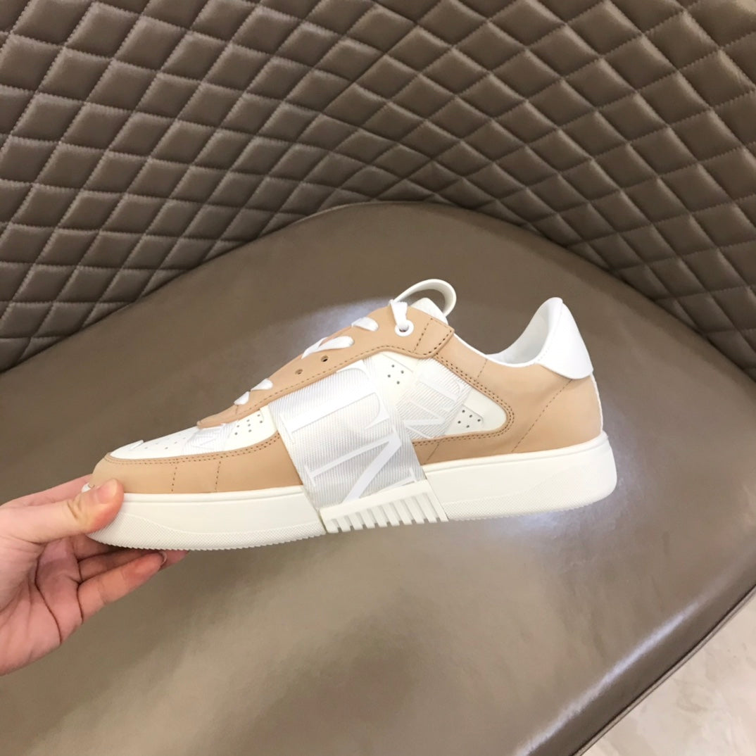 LuxluxHouse Best Quality Shoes Valentino