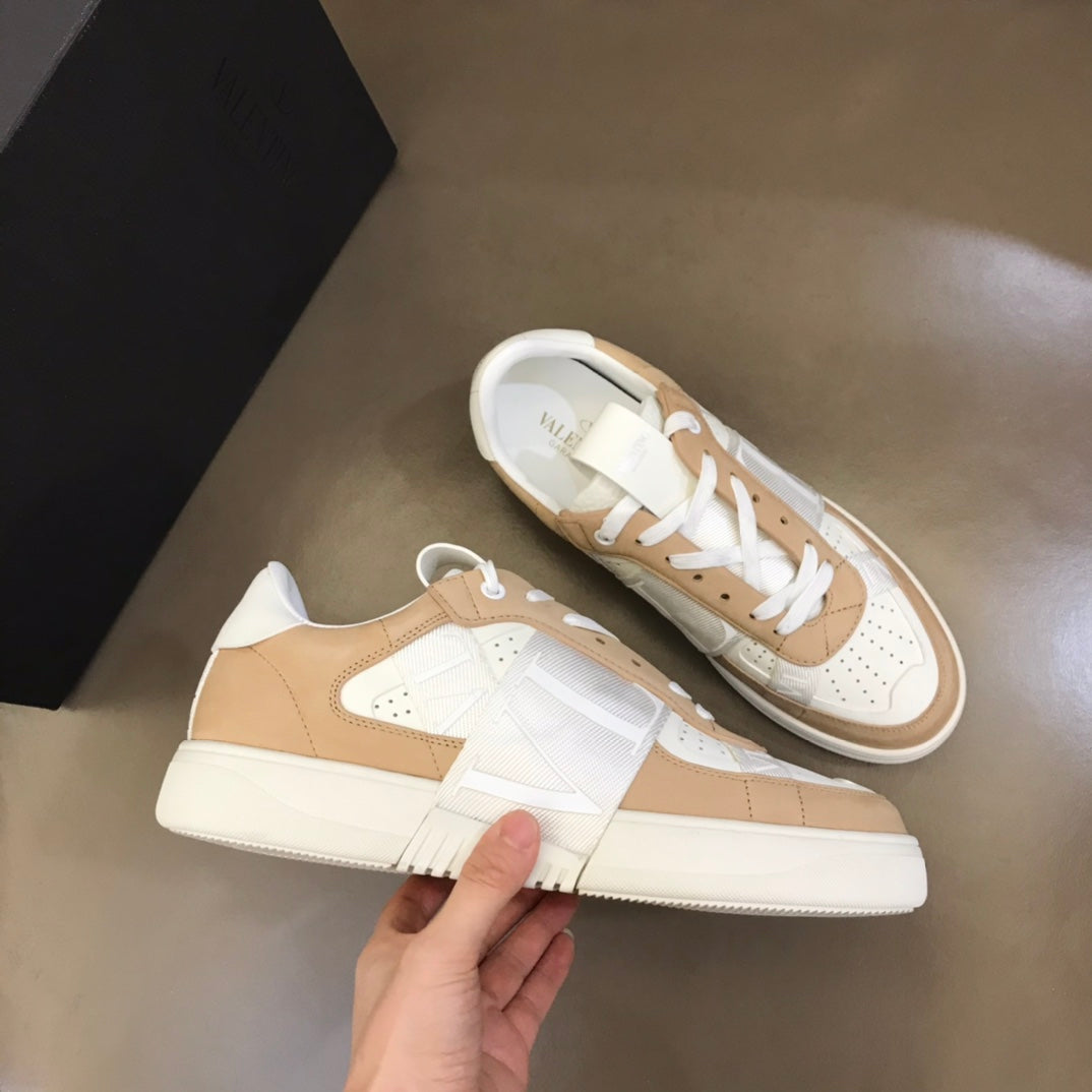 LuxluxHouse Best Quality Shoes Valentino