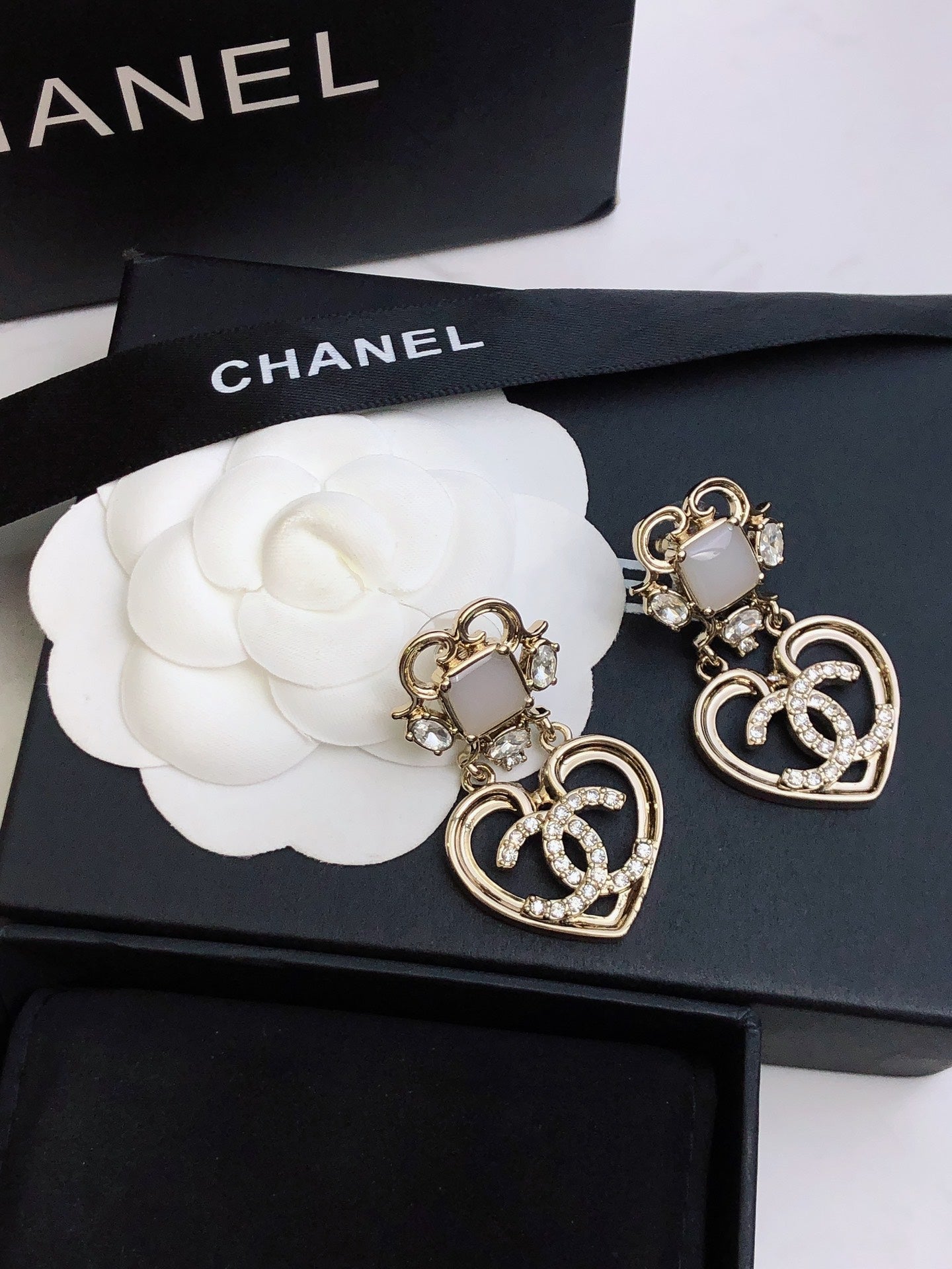 LuxluxHouse Best Quality Accessories Chanel