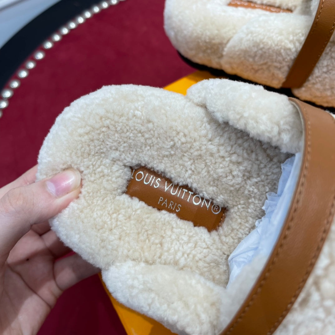 LuxluxHouse Best Quality Women Shoes Louis Vuitton