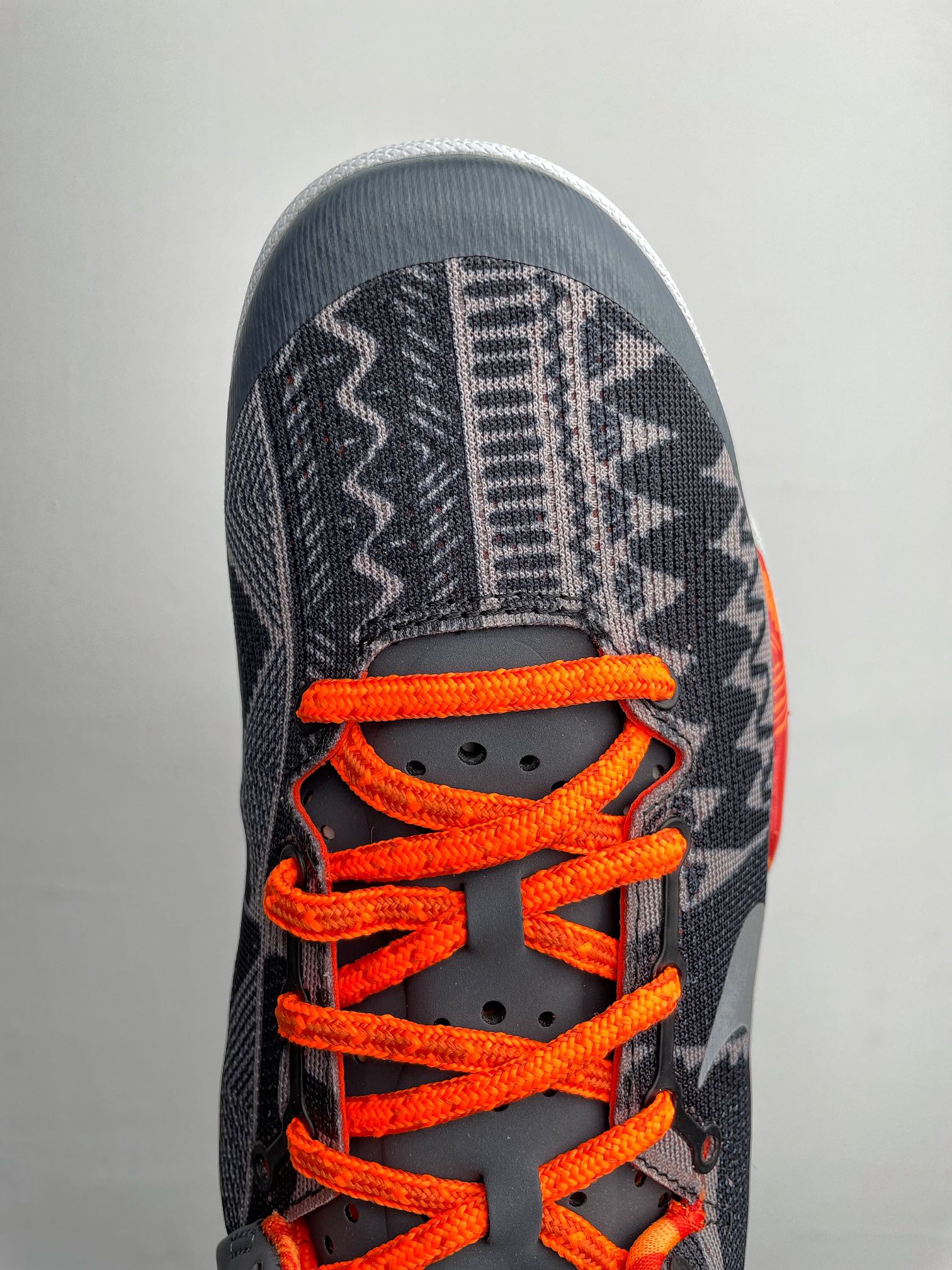 Max/WKB Batch-Nike Kobe 8 Protro “Black History Month”