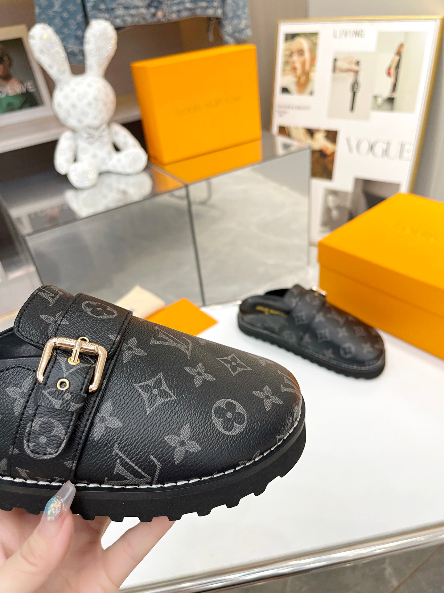 LuxluxHouse Best Quality Sandals Louis Vuitton