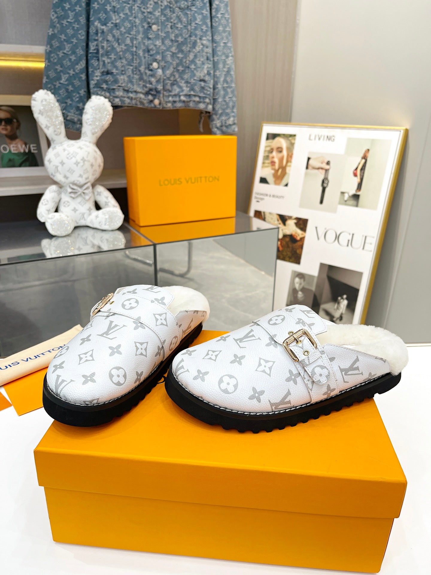 LuxluxHouse Best Quality Sandals Louis Vuitton