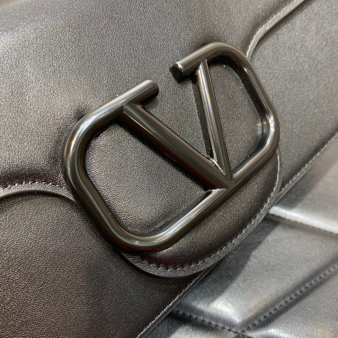 LuxluxHouse Best Quality Bags Valentino Women
