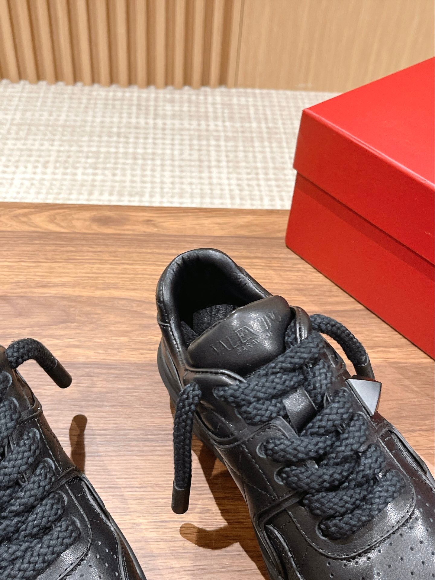 LuxluxHouse Best Quality Valentino Women Shoes