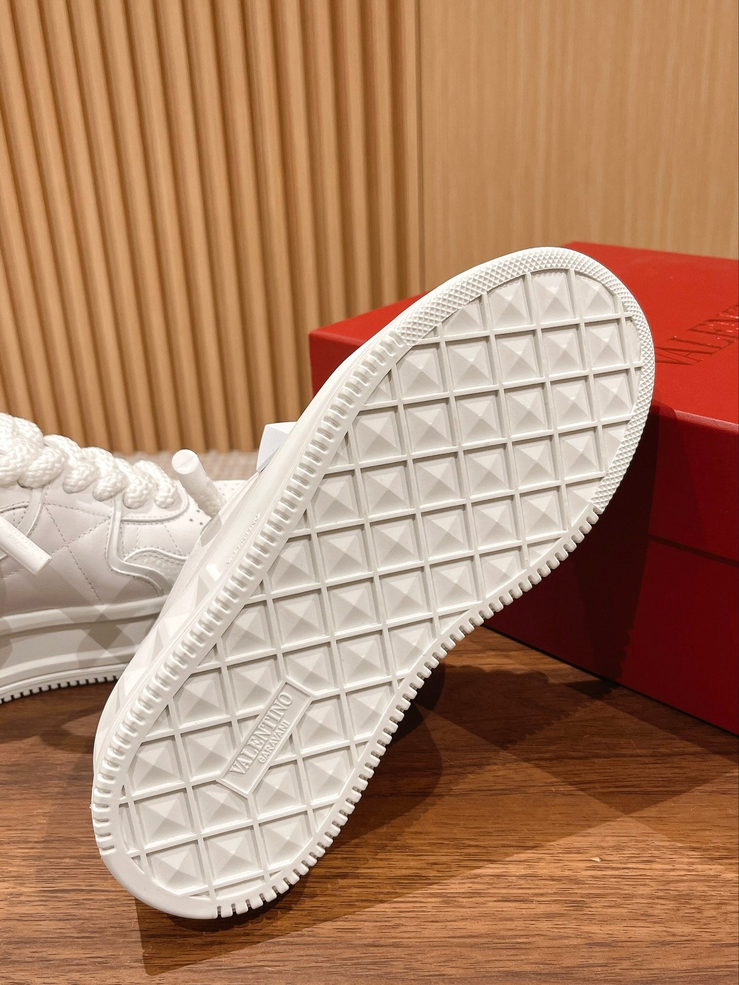 LuxluxHouse Best Quality Valentino Women Shoes
