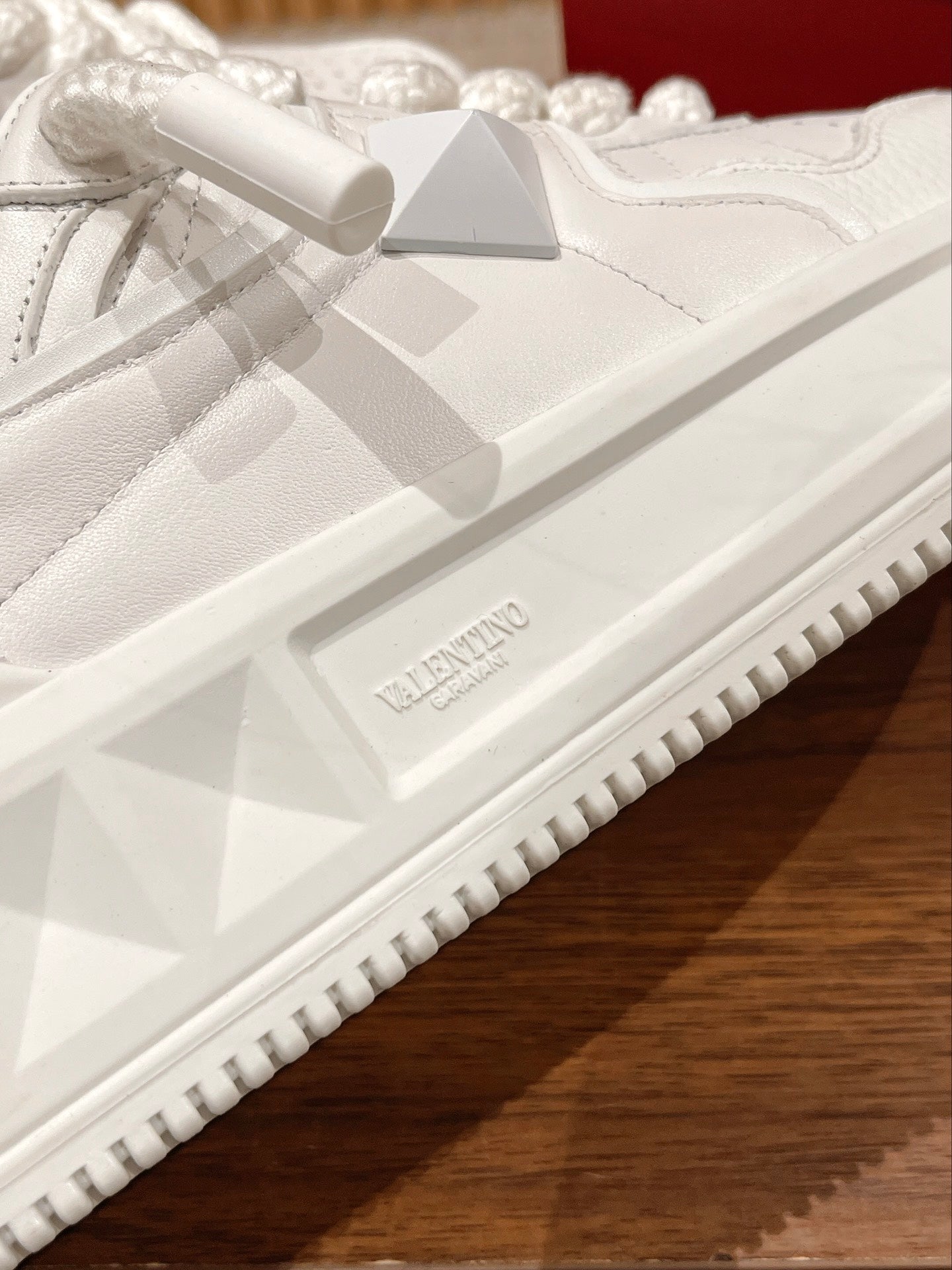 LuxluxHouse Best Quality Valentino Women Shoes