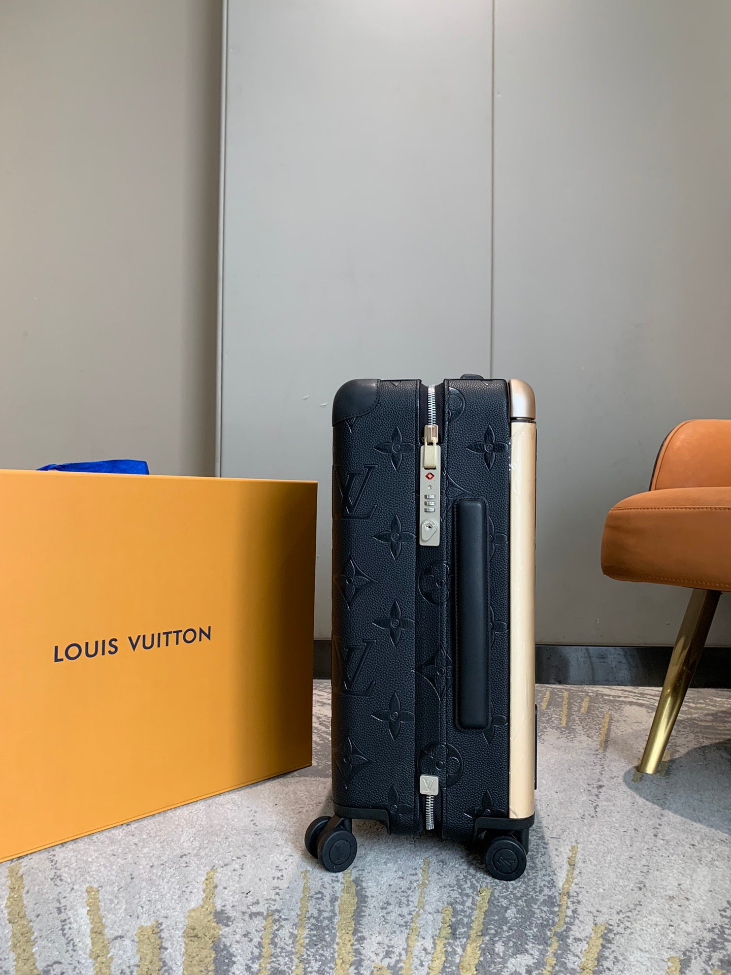 LuxluxHouse Best Quality Bags Luggage