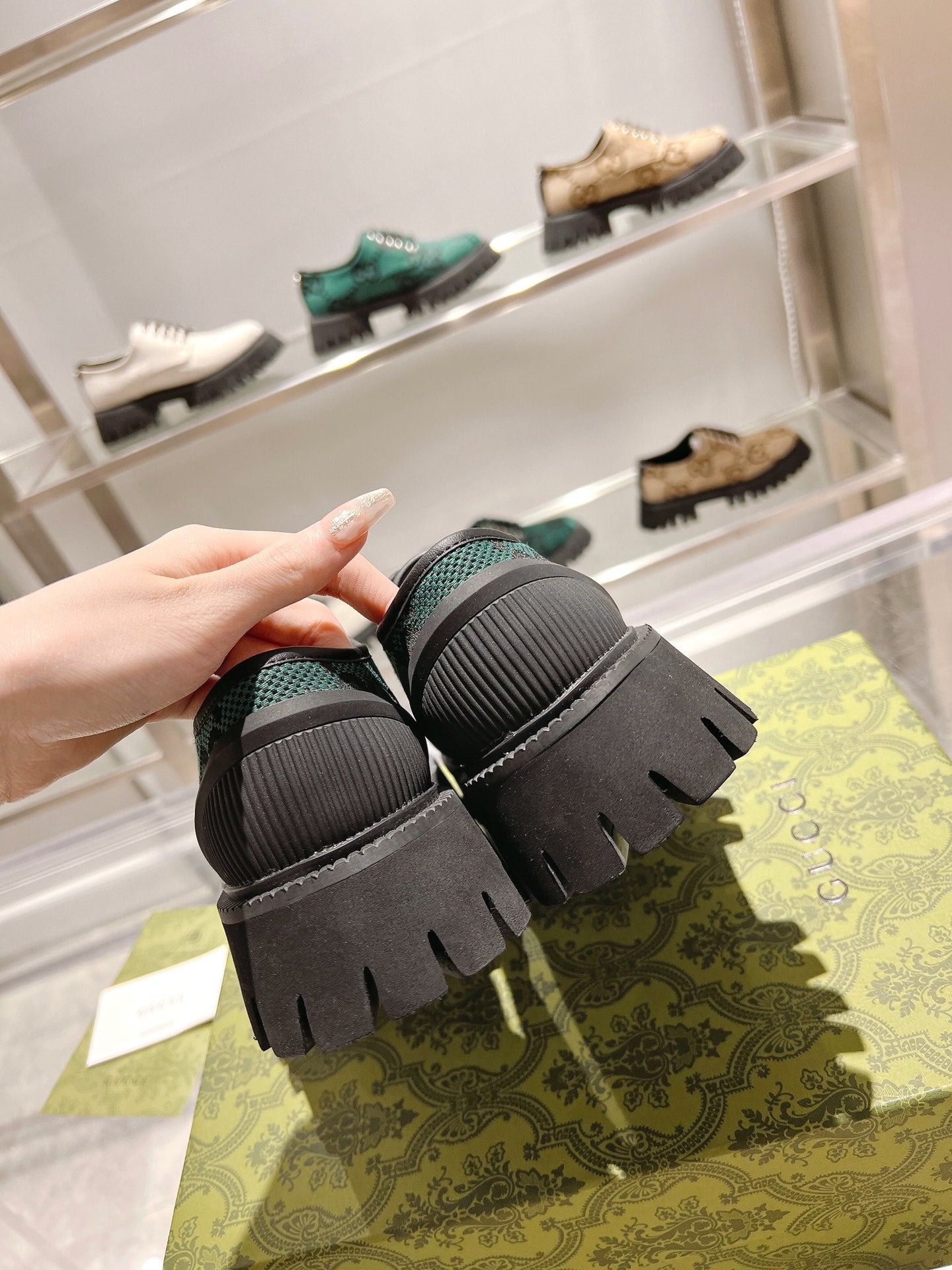 LuxluxHouse Best Quality Shoes Gucci
