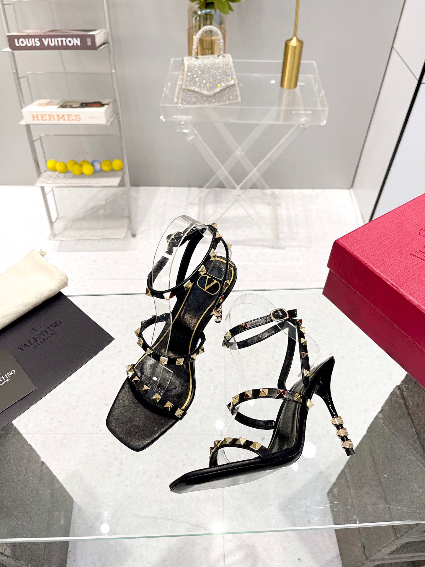 LuxluxHouse Best Quality Valentino Women Shoes