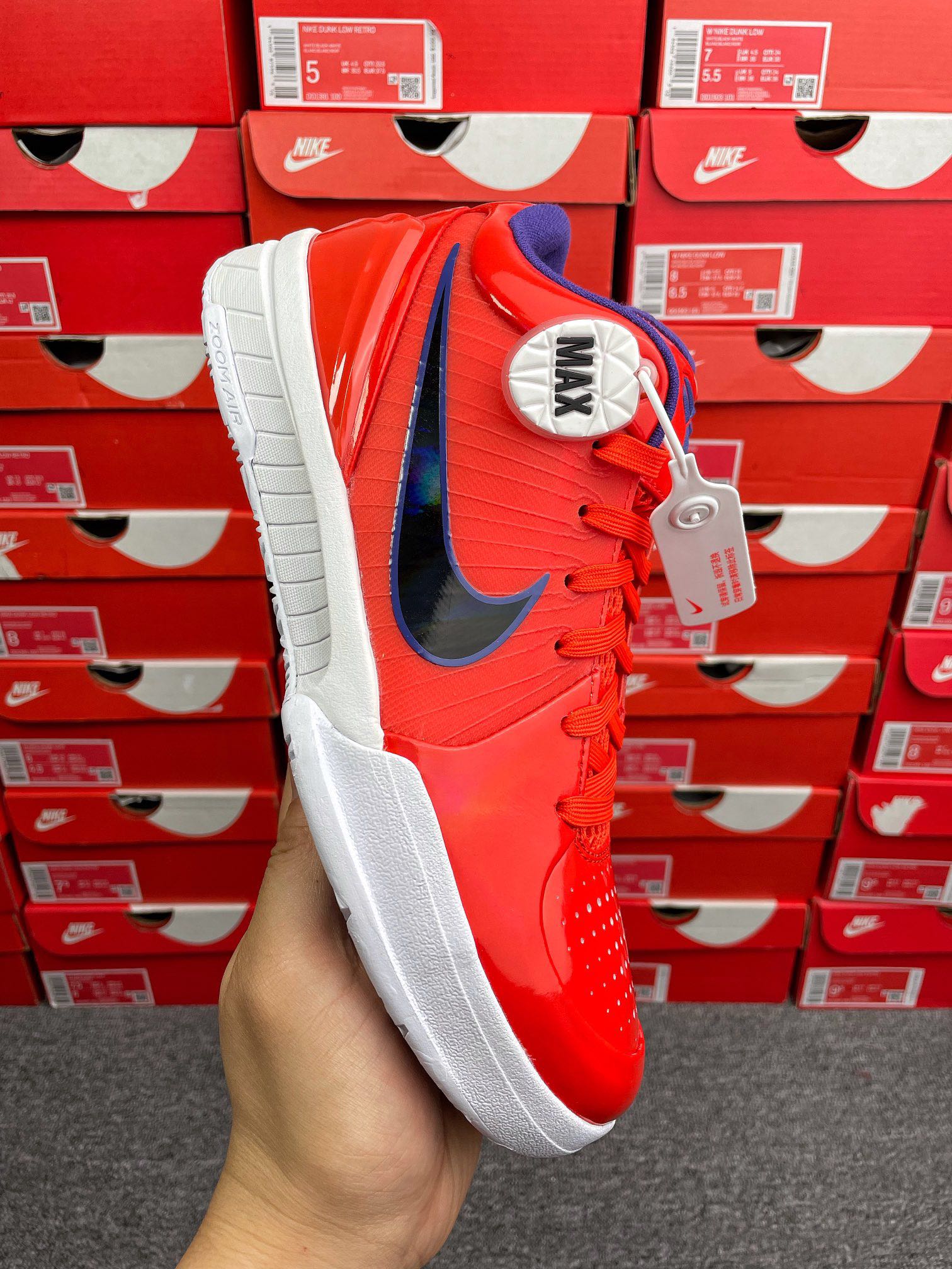 Max/WKB Batch-UNDEFEATED × Nike Zoom Kobe 4 Protro