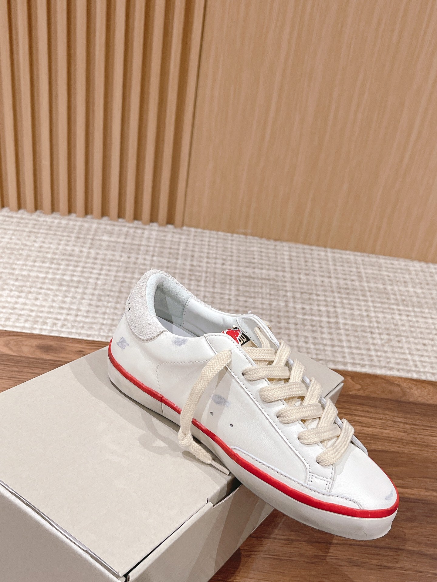 LuxluxHouse Best Quality Shoes Golden Goose