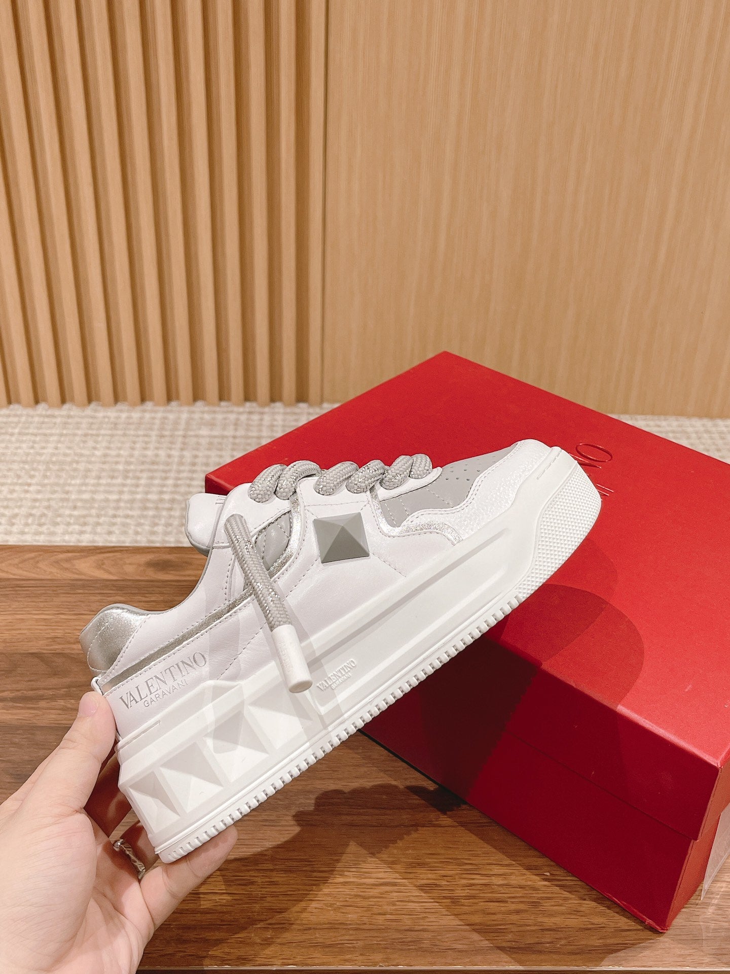LuxluxHouse Best Quality Valentino Women Shoes