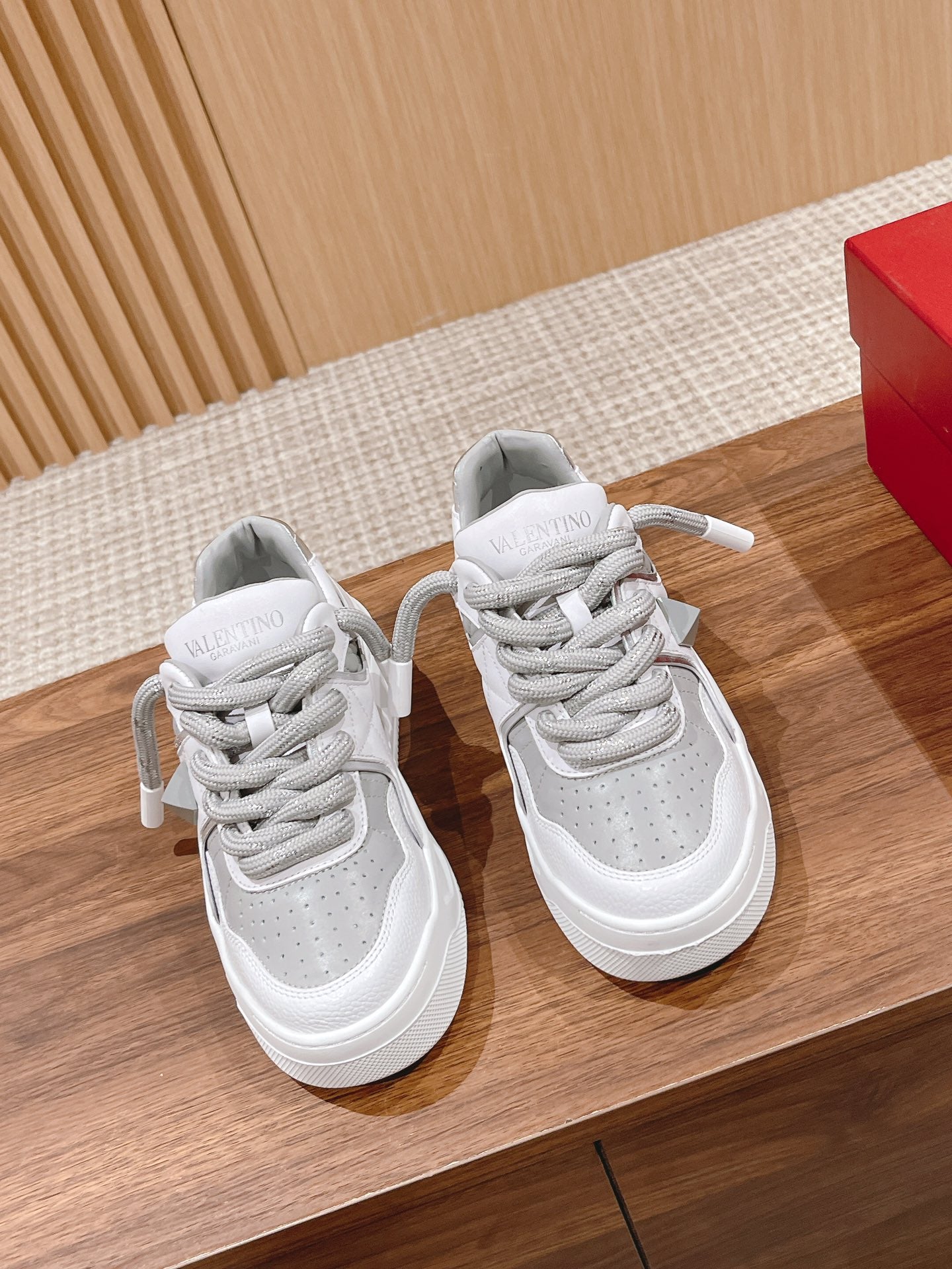 LuxluxHouse Best Quality Valentino Women Shoes