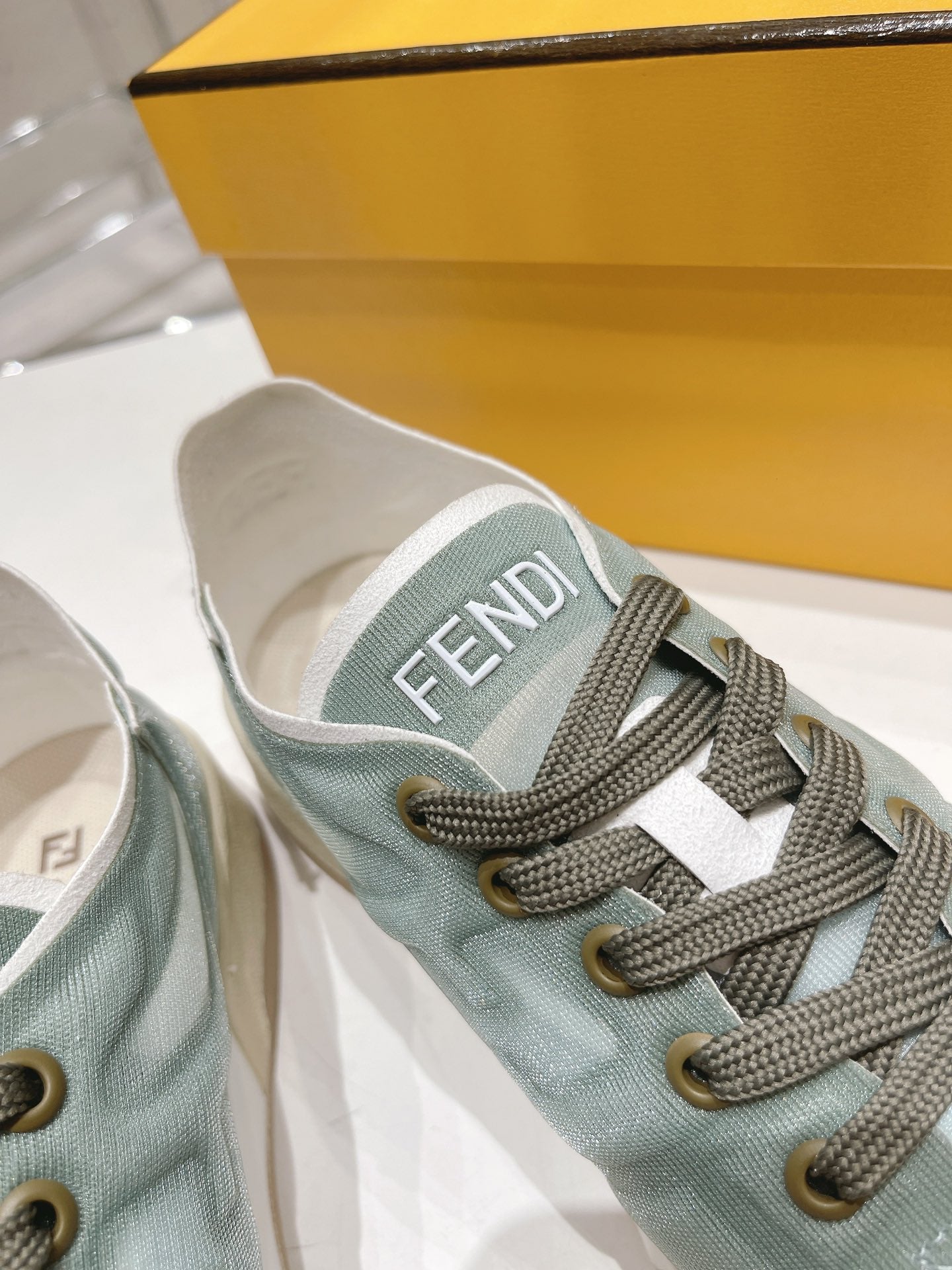 LuxluxHouse Best Quality Shoes Fendi
