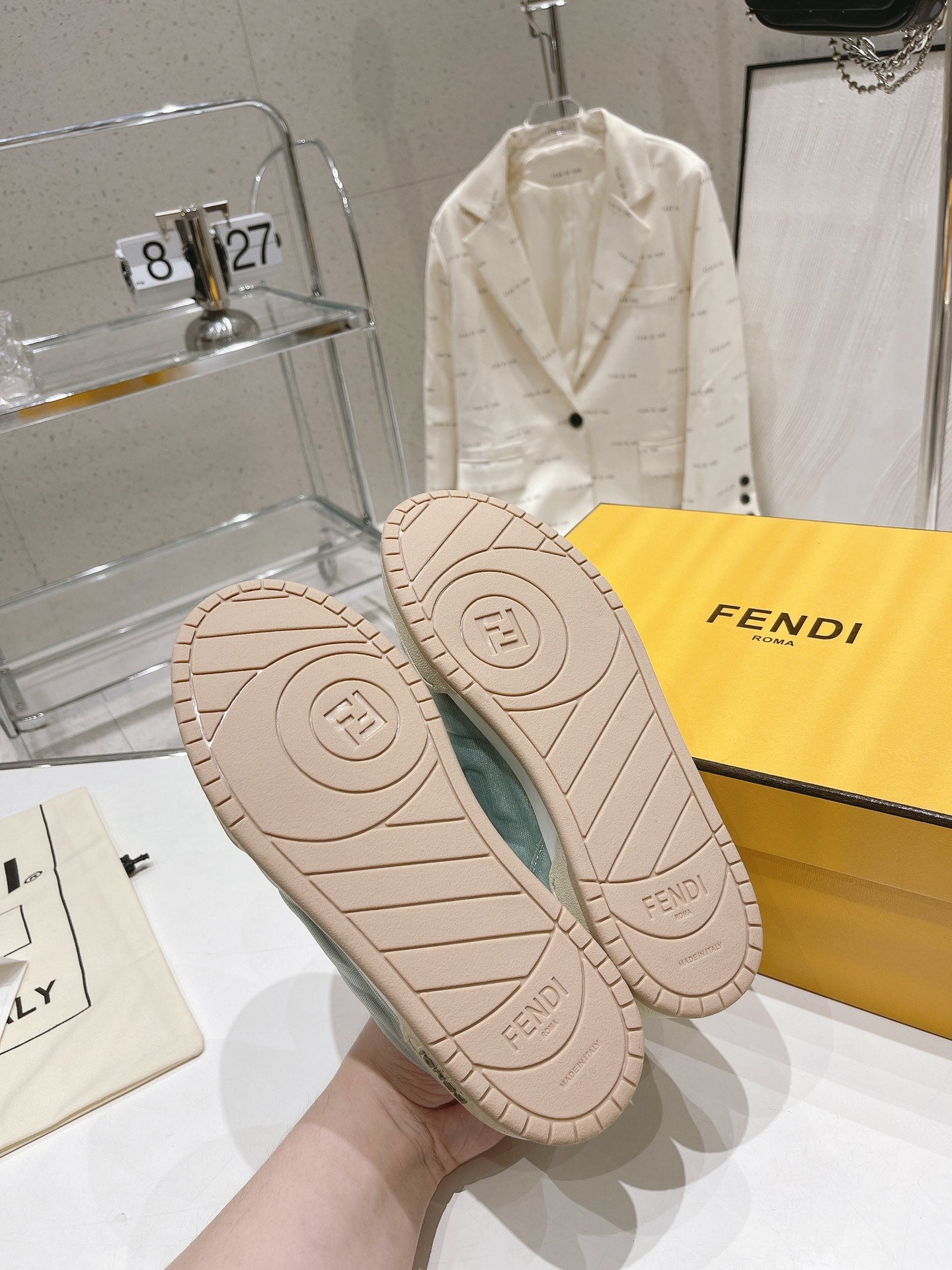 LuxluxHouse Best Quality Shoes Fendi
