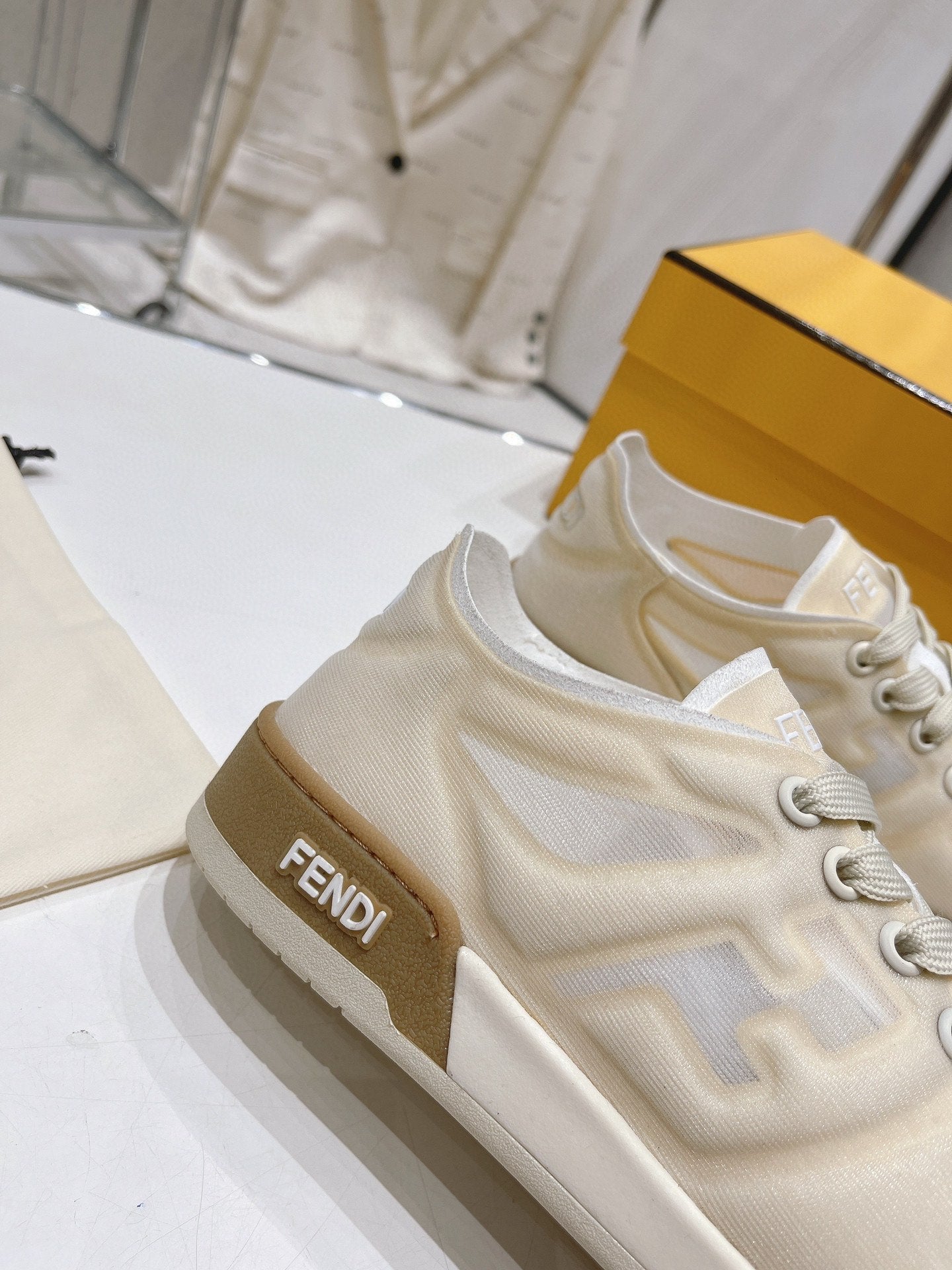 LuxluxHouse Best Quality Shoes Fendi