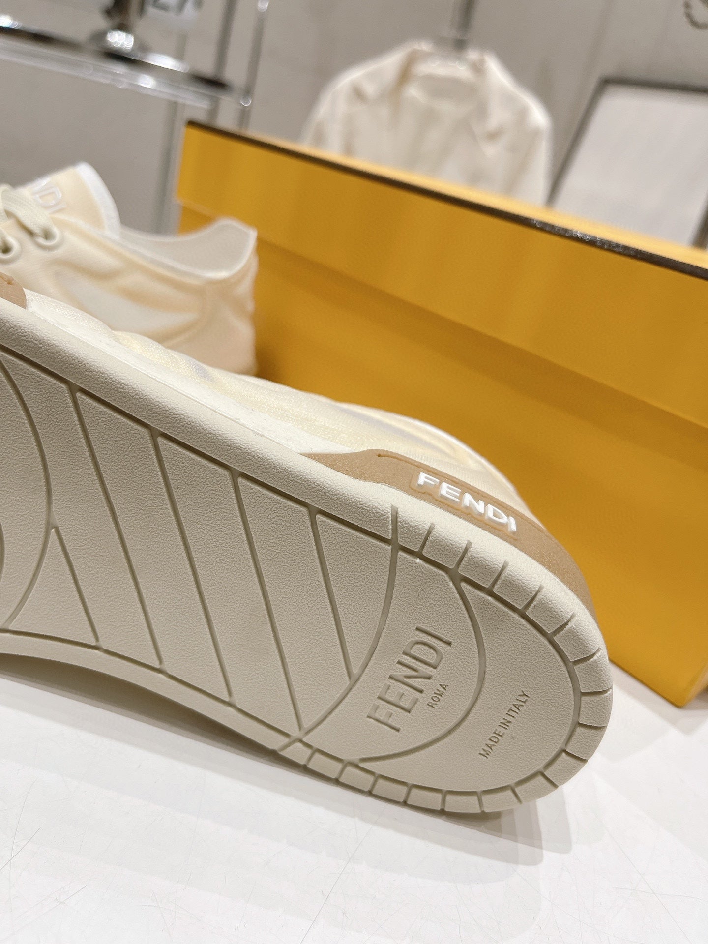 LuxluxHouse Best Quality Shoes Fendi