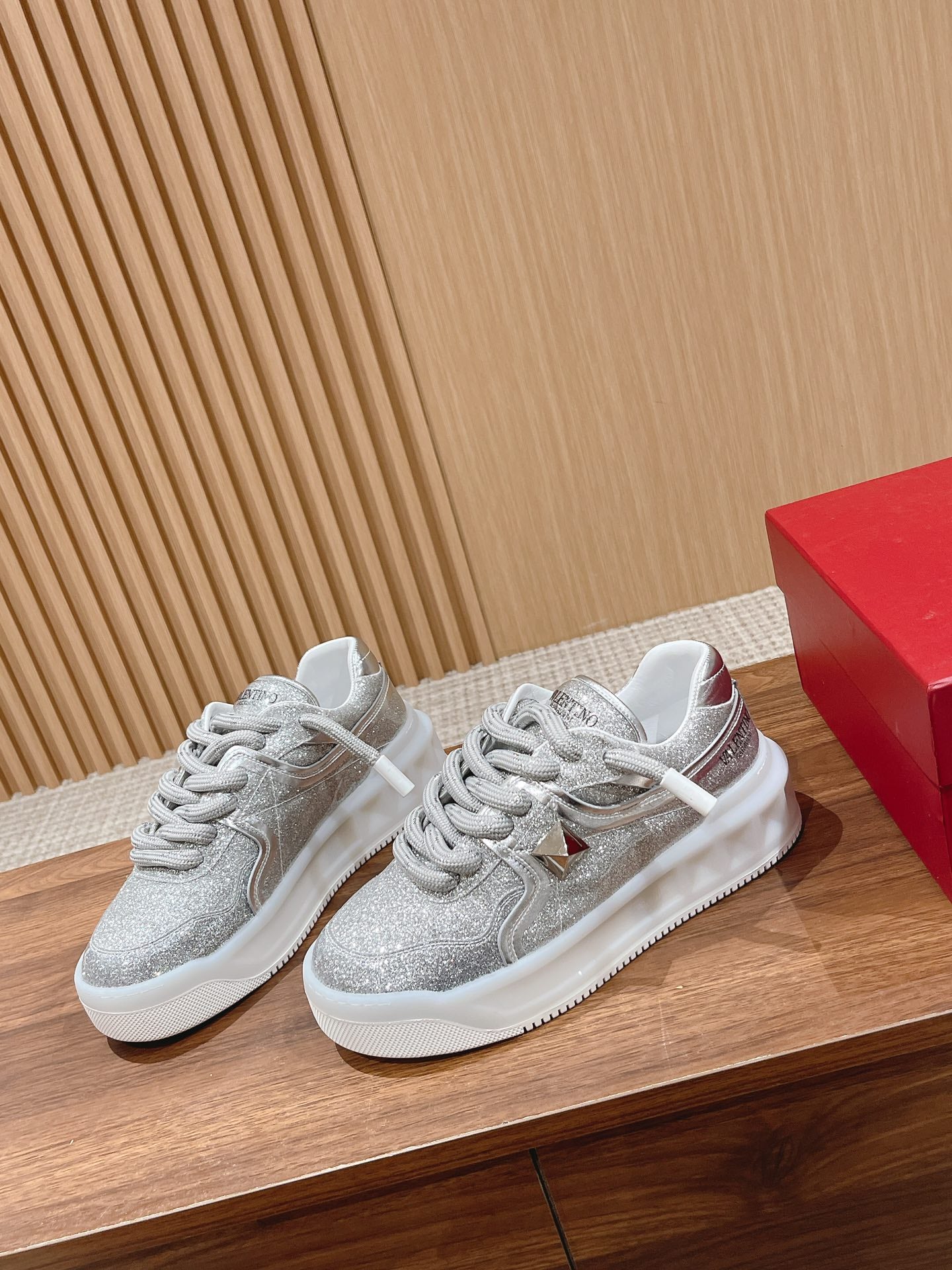 LuxluxHouse Best Quality Valentino Women Shoes