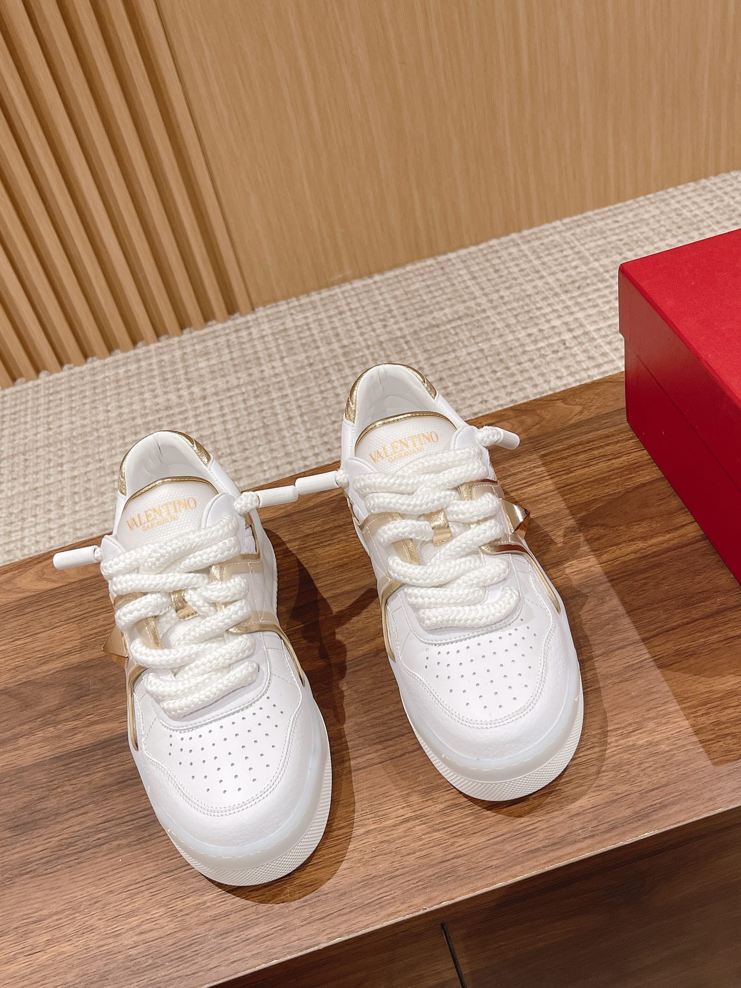 LuxluxHouse Best Quality Valentino Women Shoes